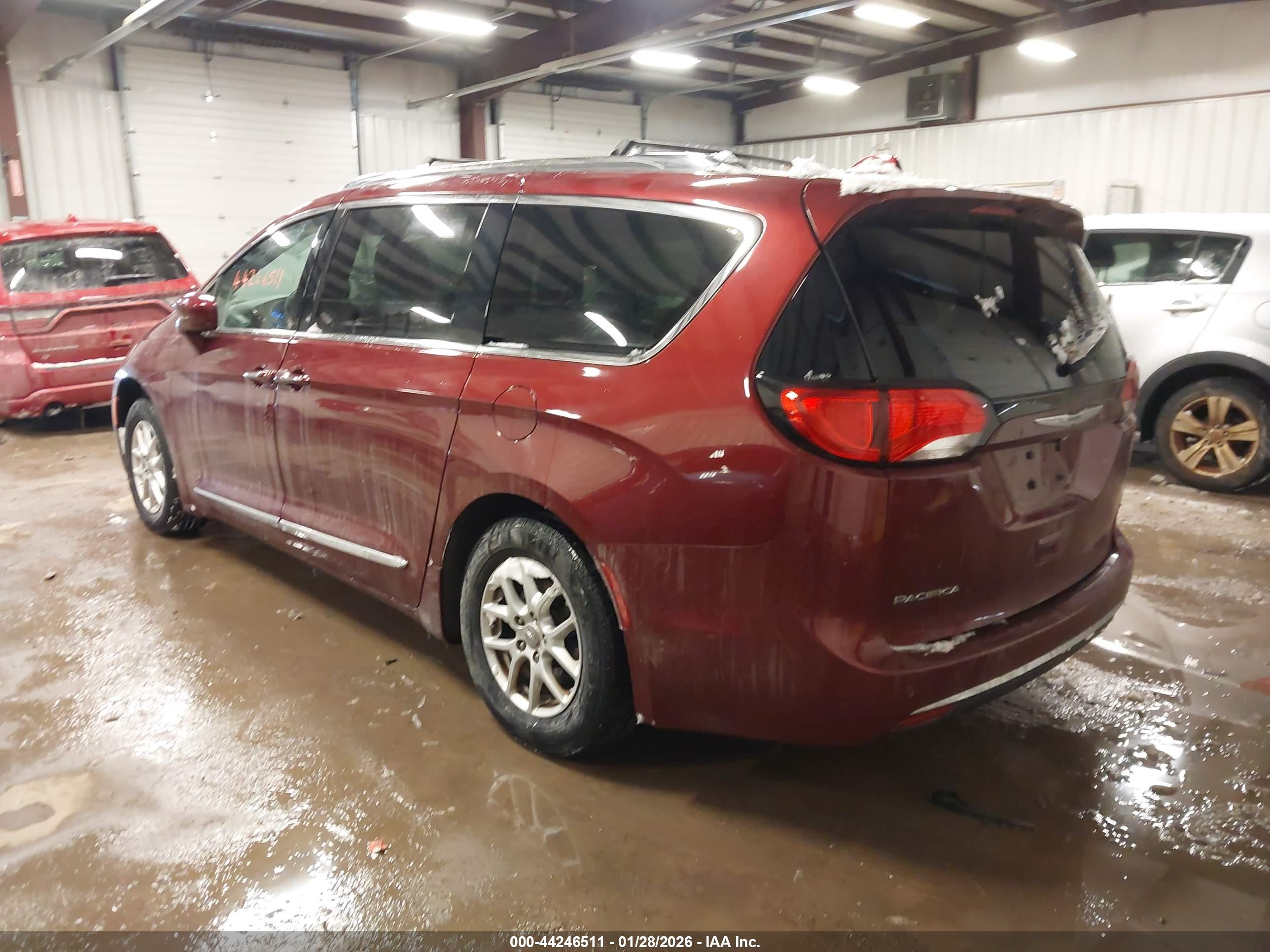 CHRYSLER PACIFICA image 3