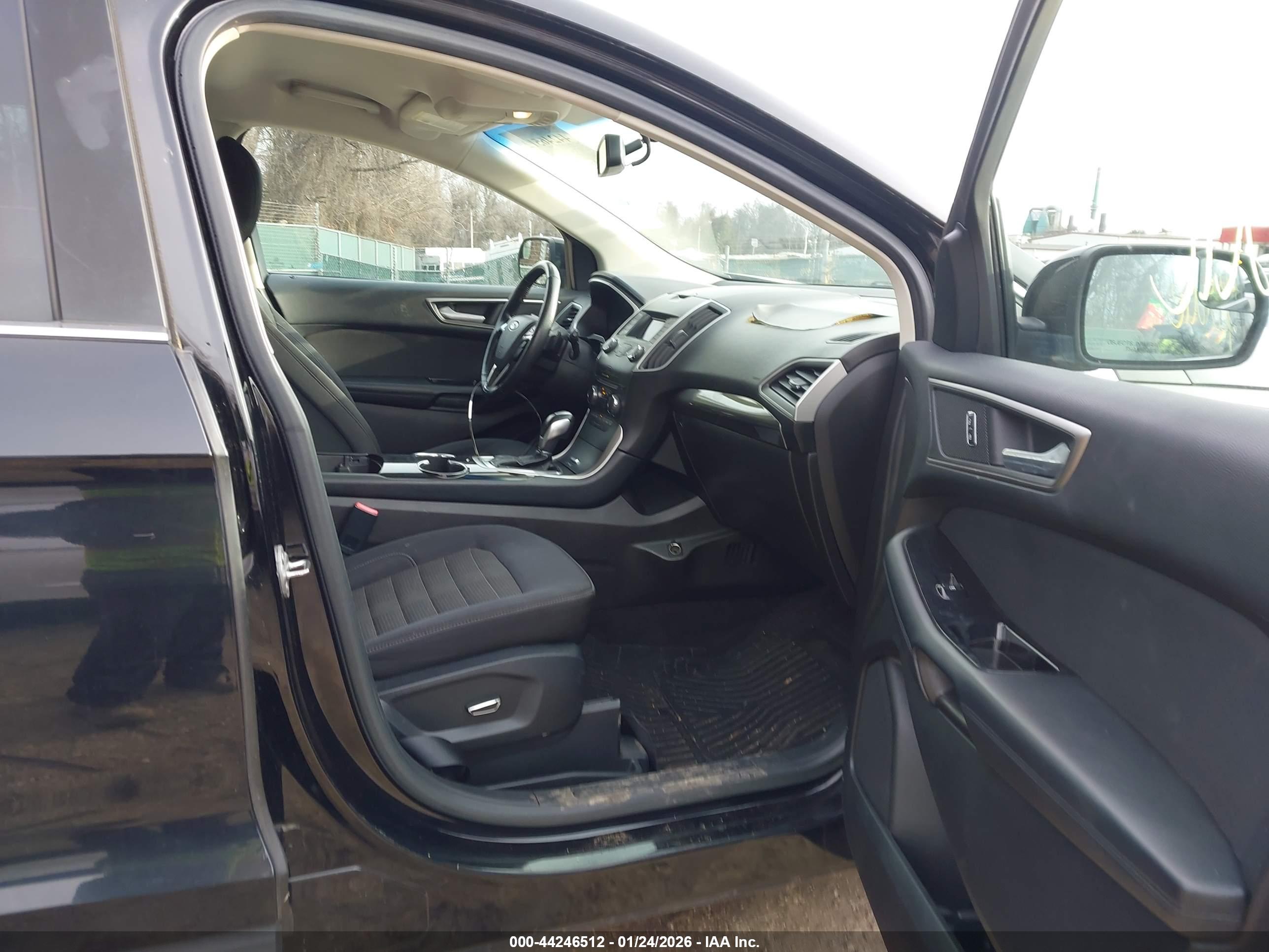 FORD EDGE image 5