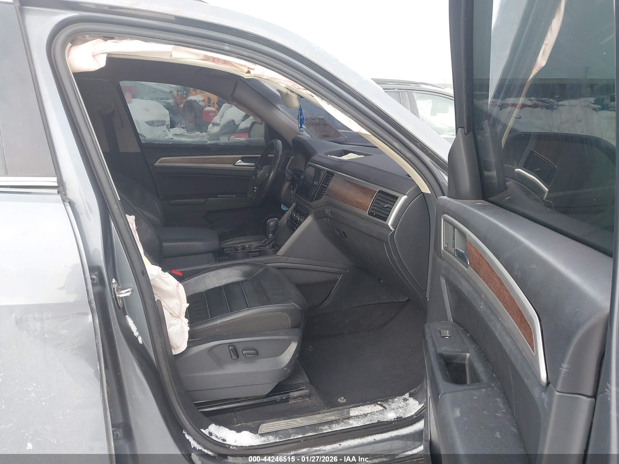 VOLKSWAGEN ATLAS image 5
