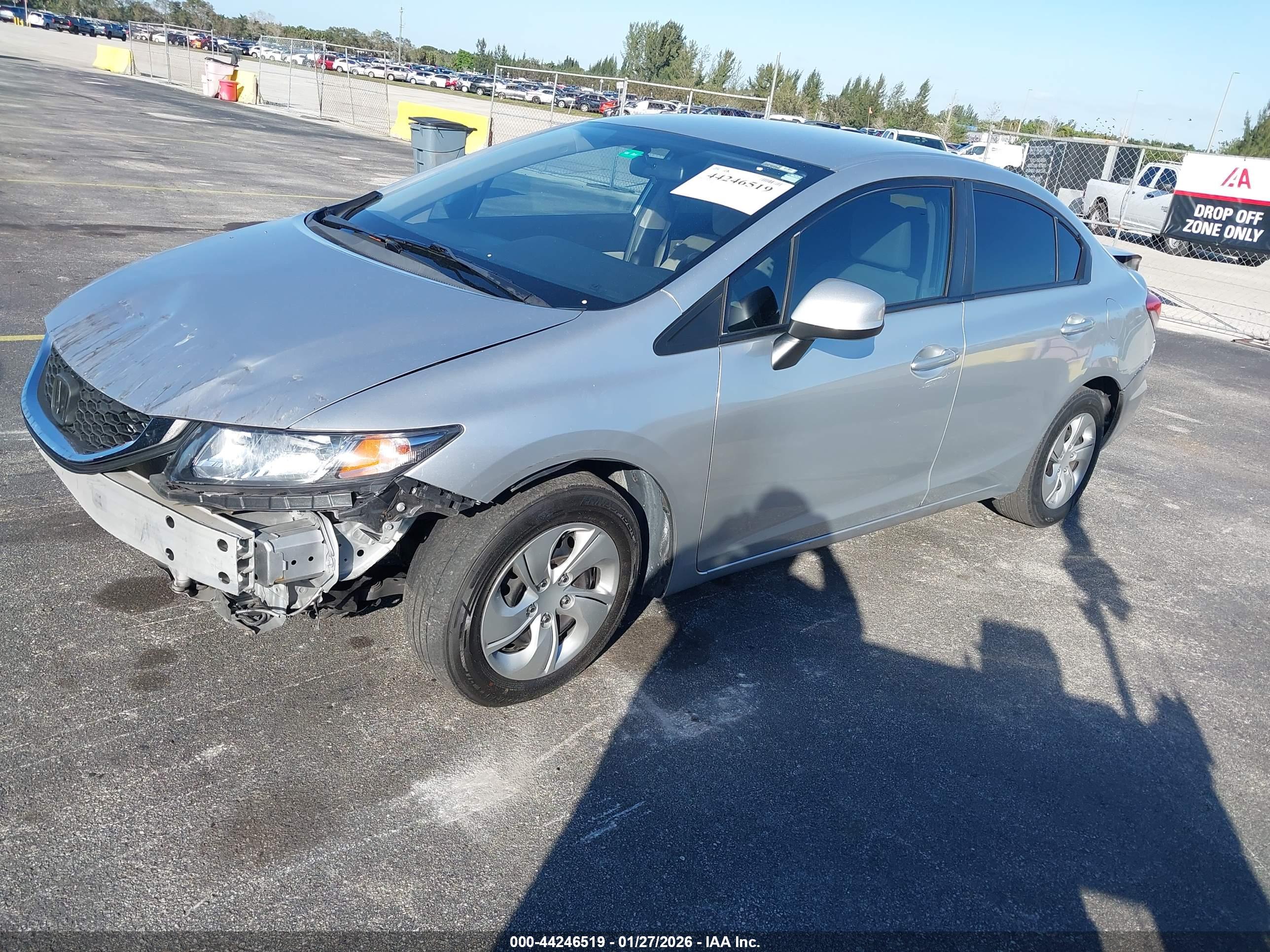 HONDA CIVIC image 2
