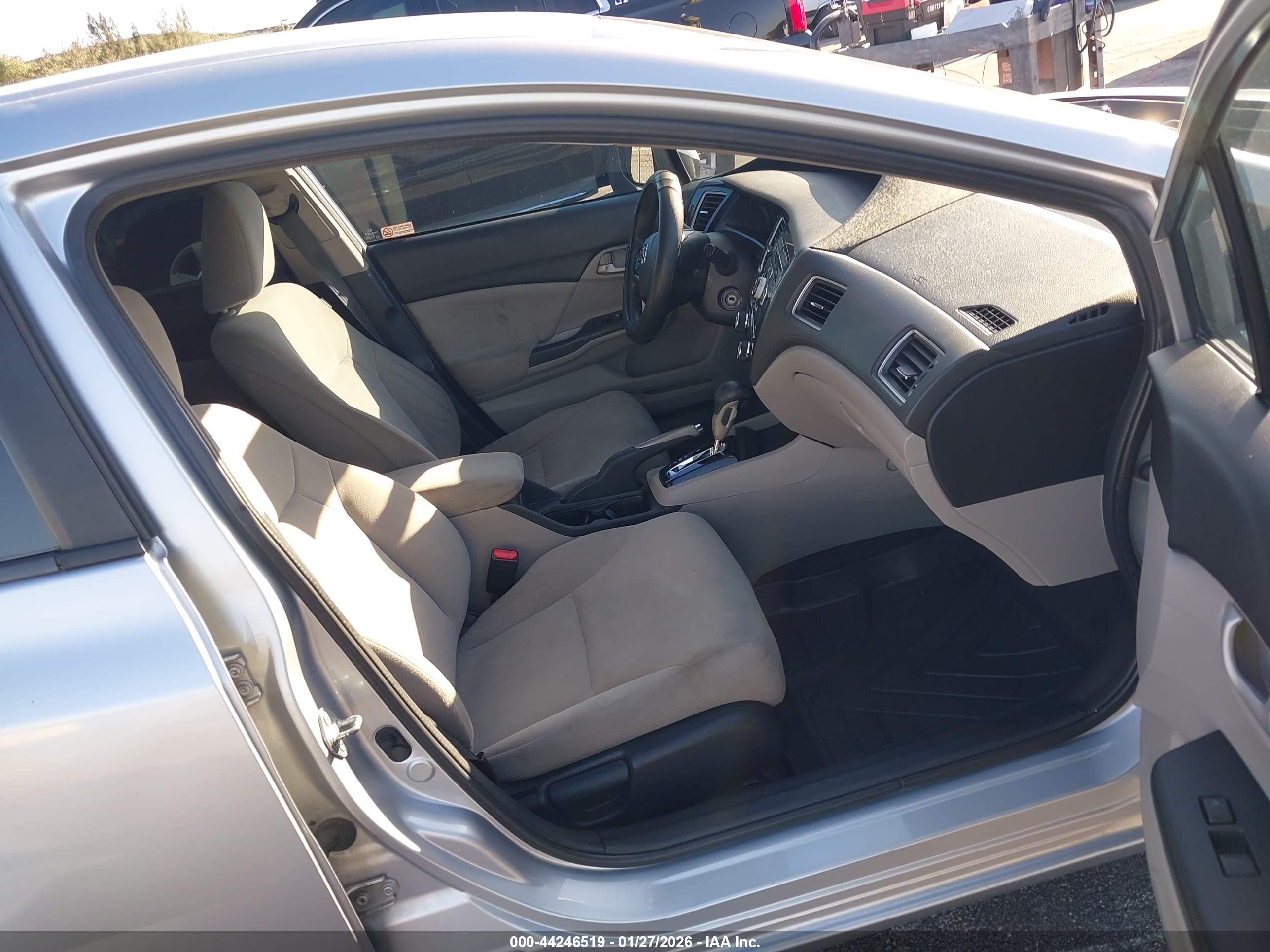 HONDA CIVIC image 5
