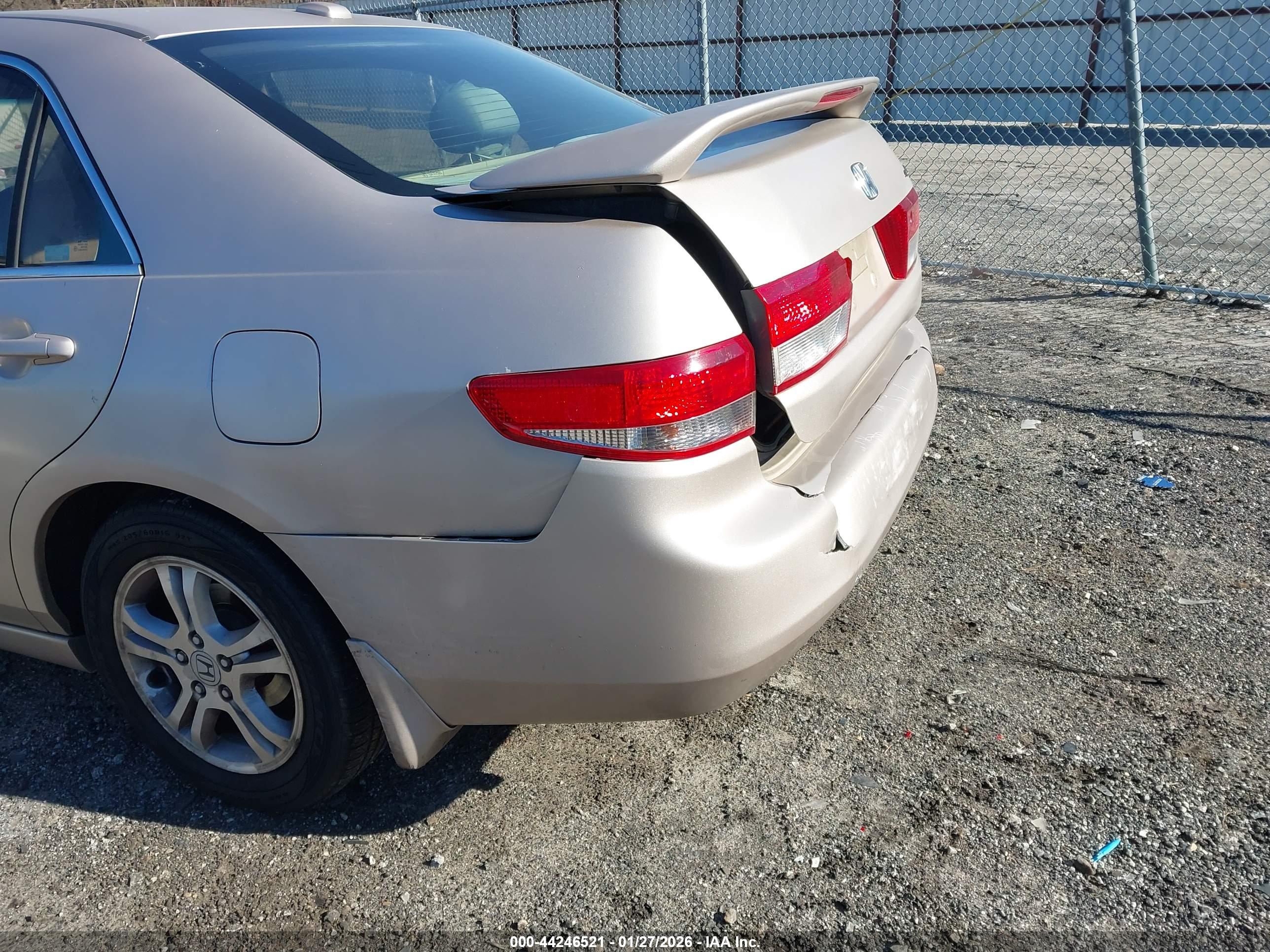 HONDA ACCORD image 6