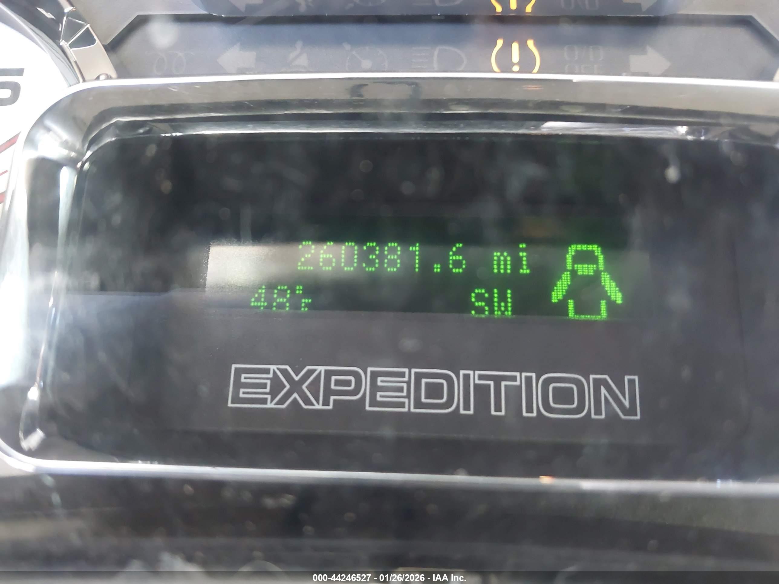 FORD EXPEDITION image 7