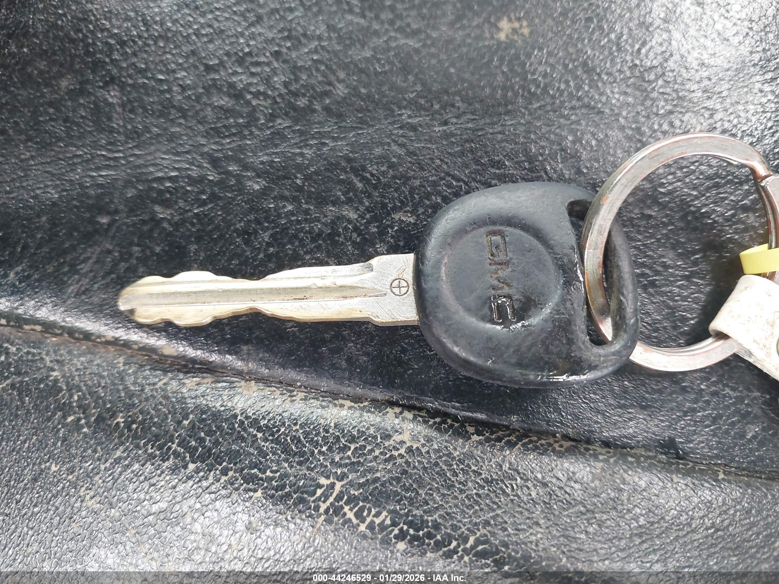 GMC SIERRA image 11