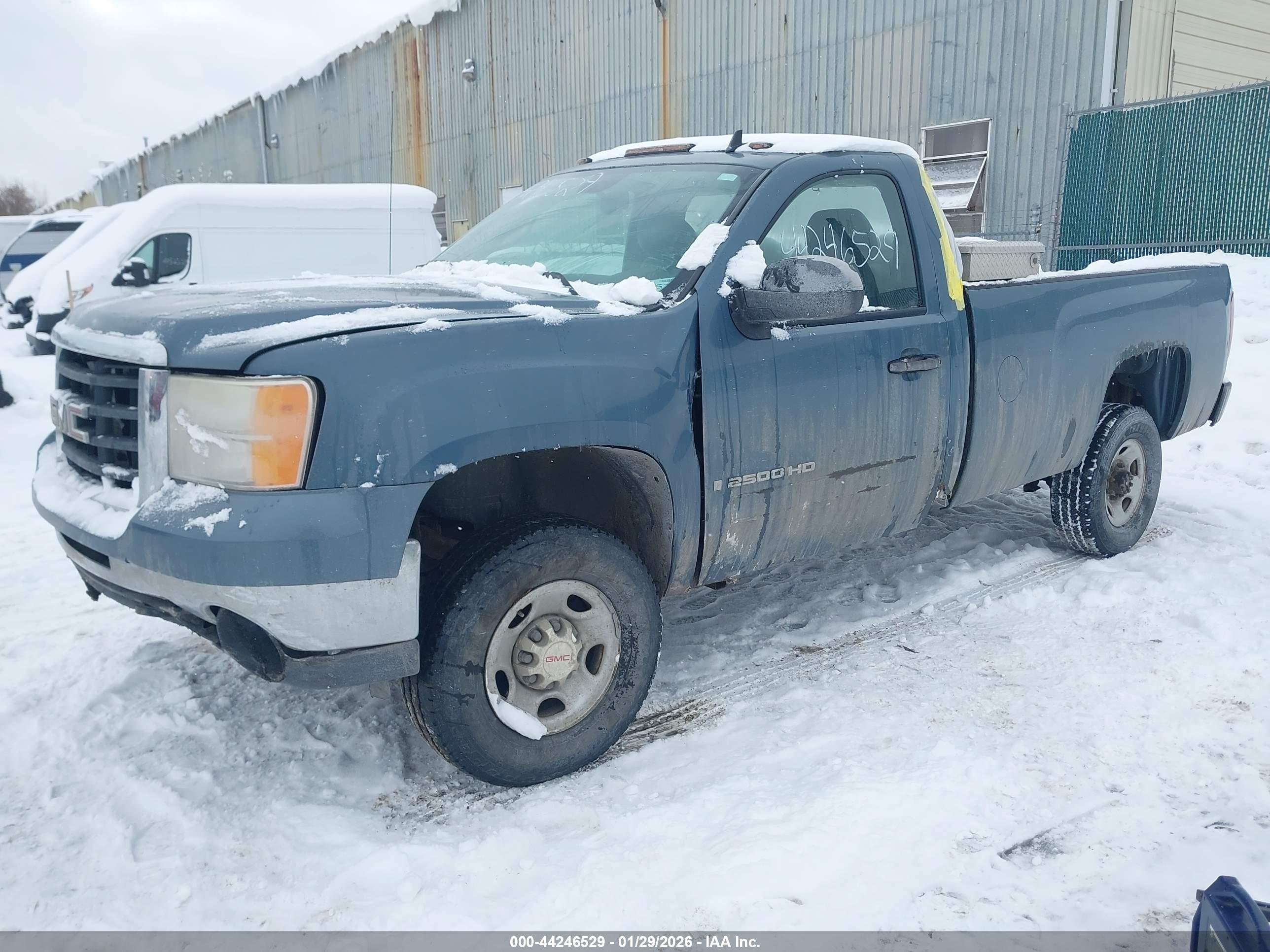 GMC SIERRA image 2