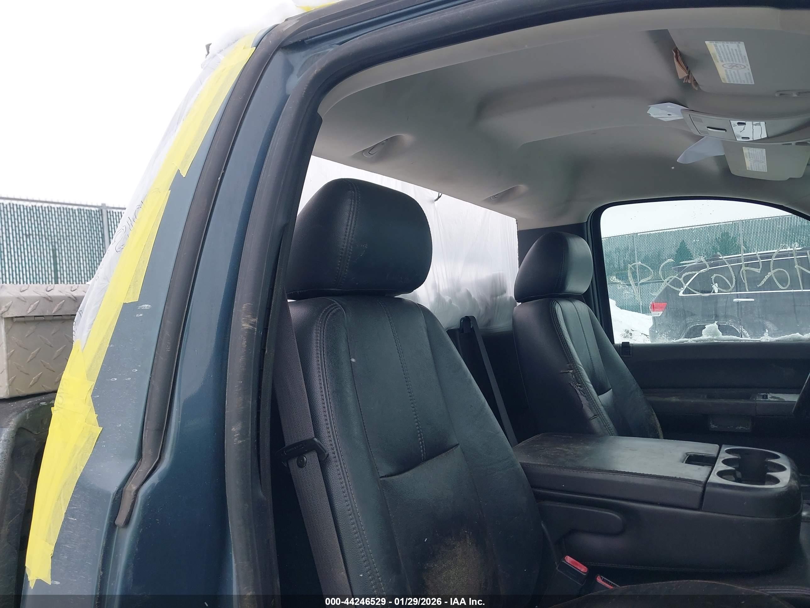 GMC SIERRA image 8