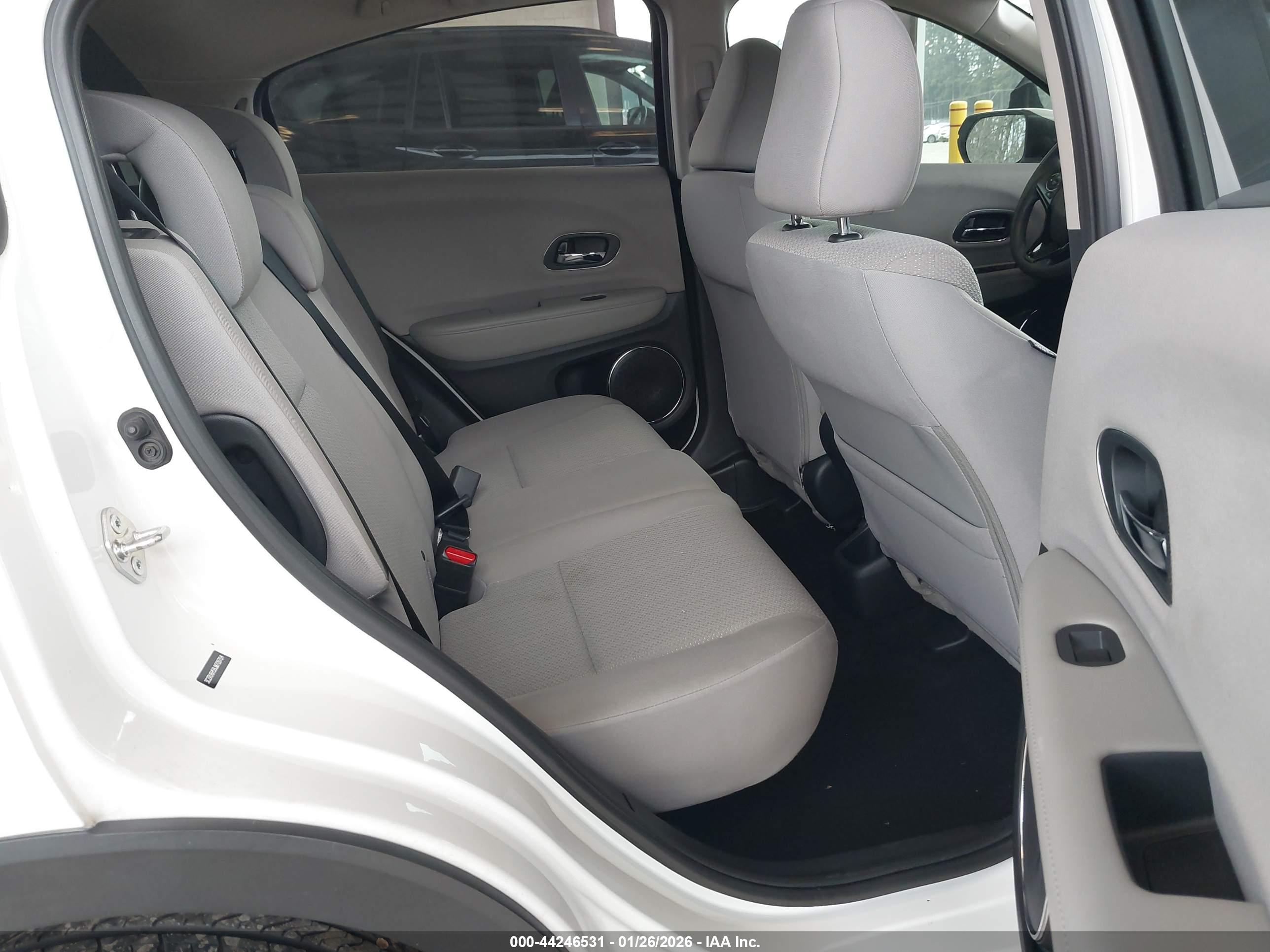 HONDA HR-V image 8