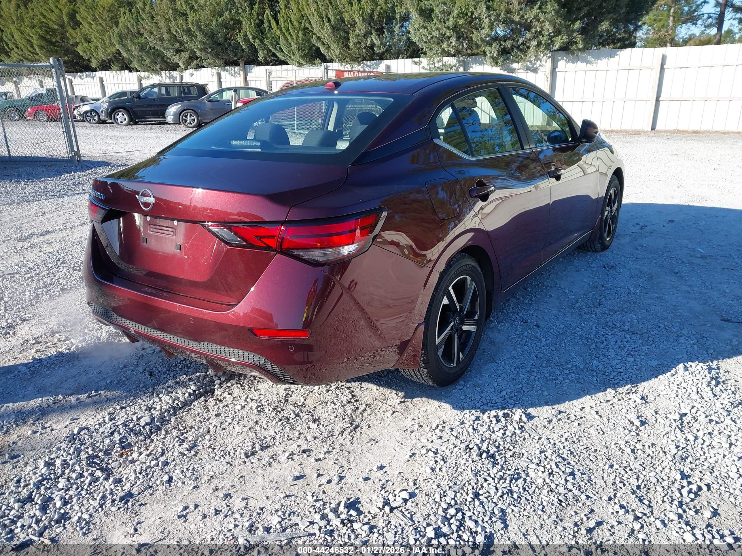 NISSAN SENTRA image 4