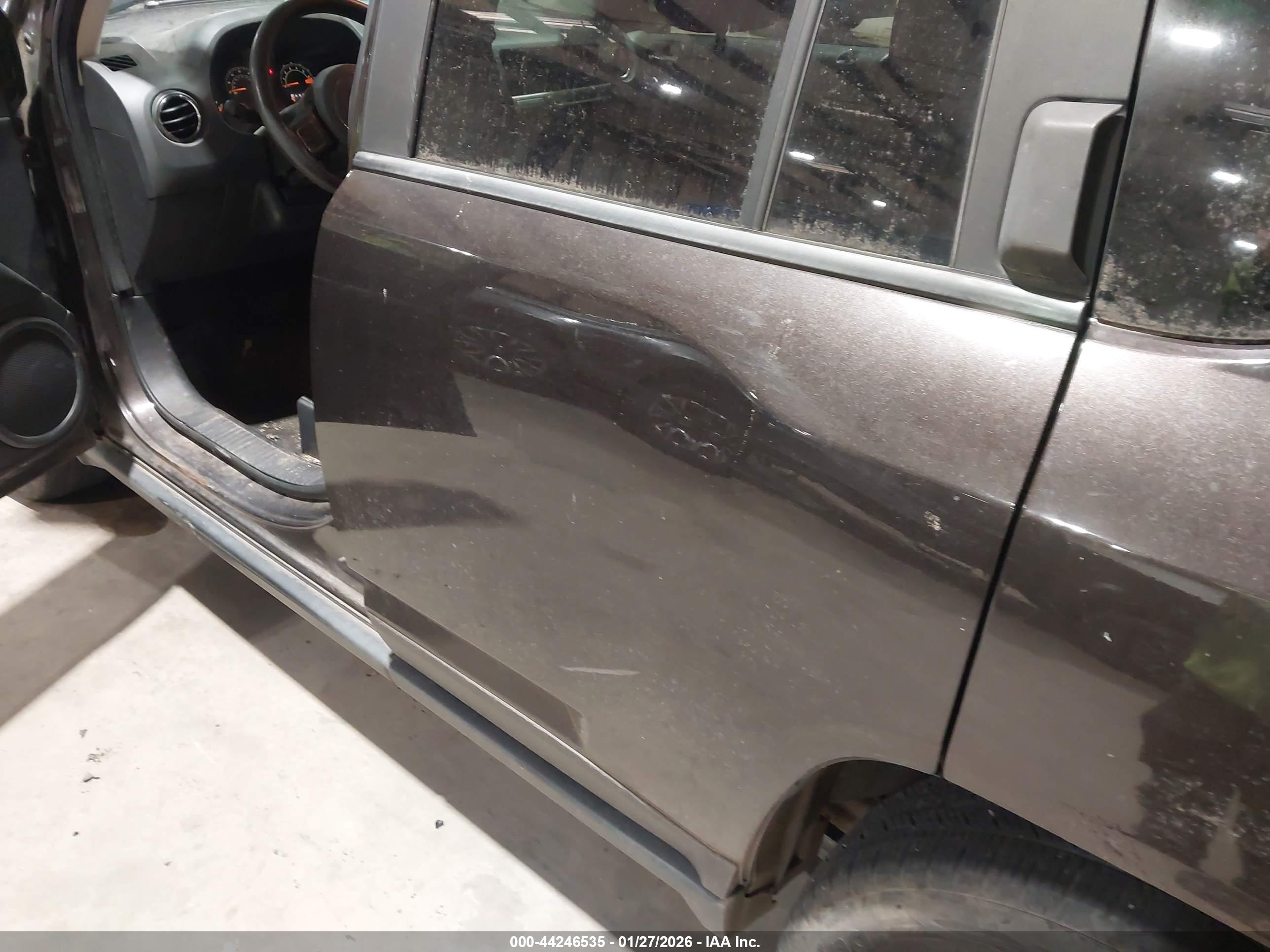 JEEP COMPASS image 6