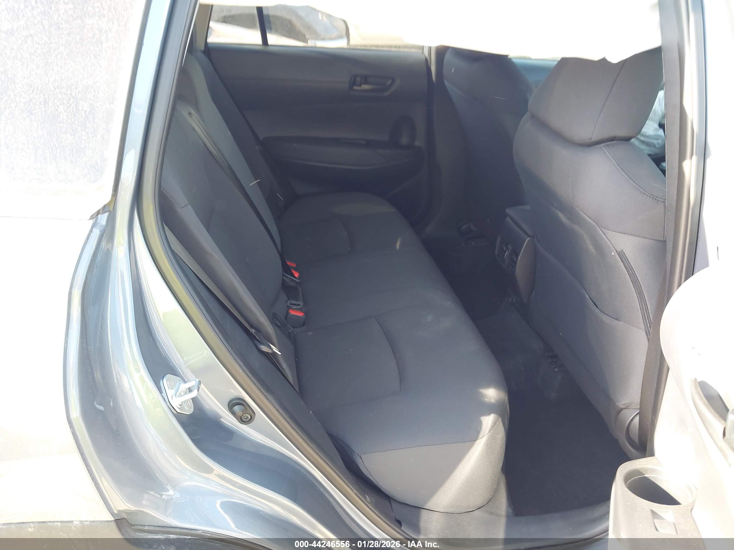 TOYOTA COROLLA image 8