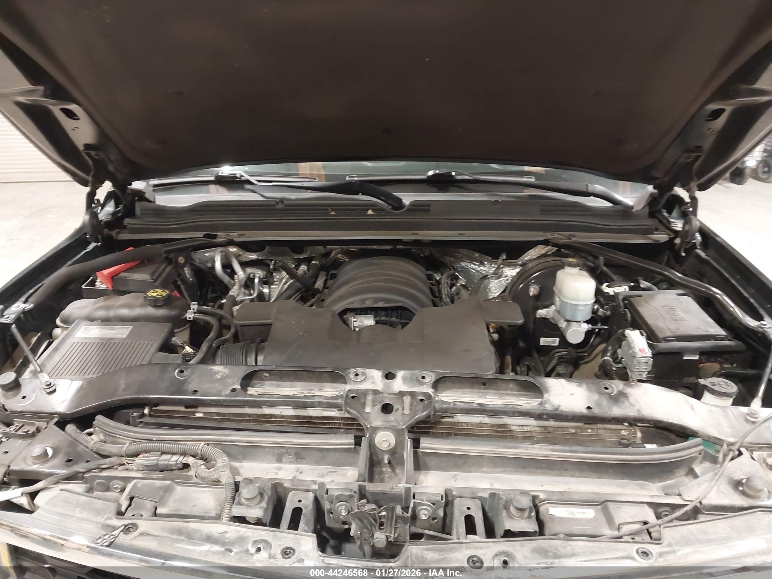CHEVROLET TAHOE image 10