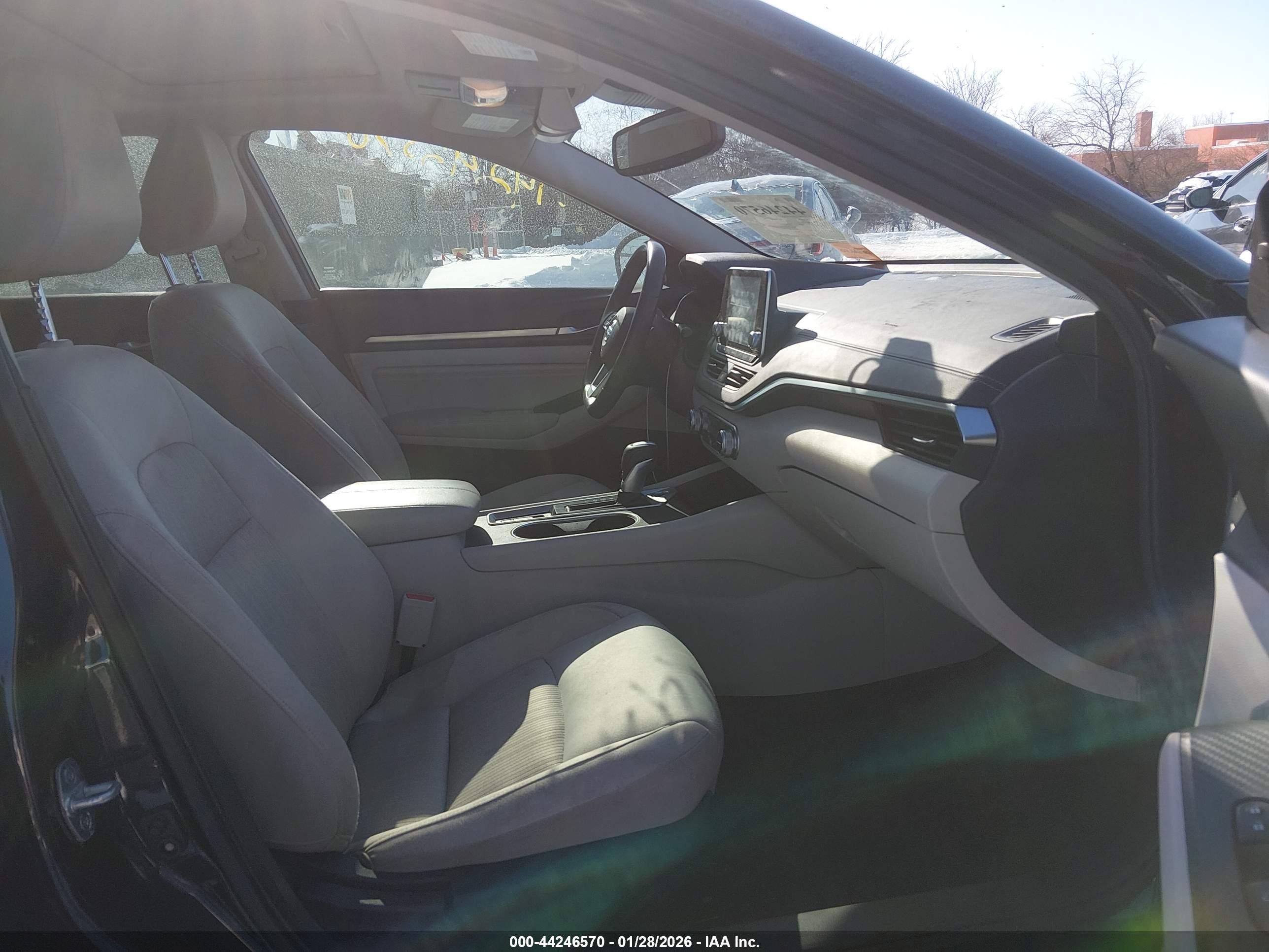 NISSAN ALTIMA image 5