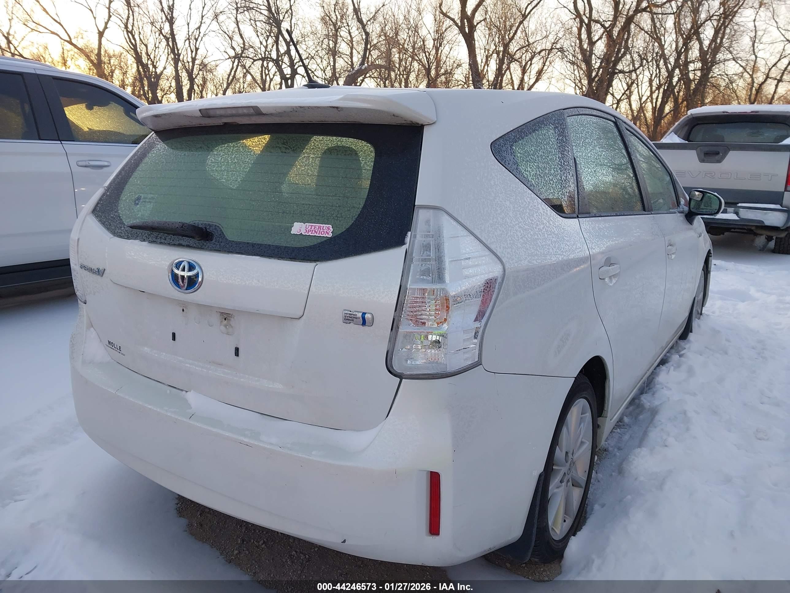 TOYOTA PRIUS image 4