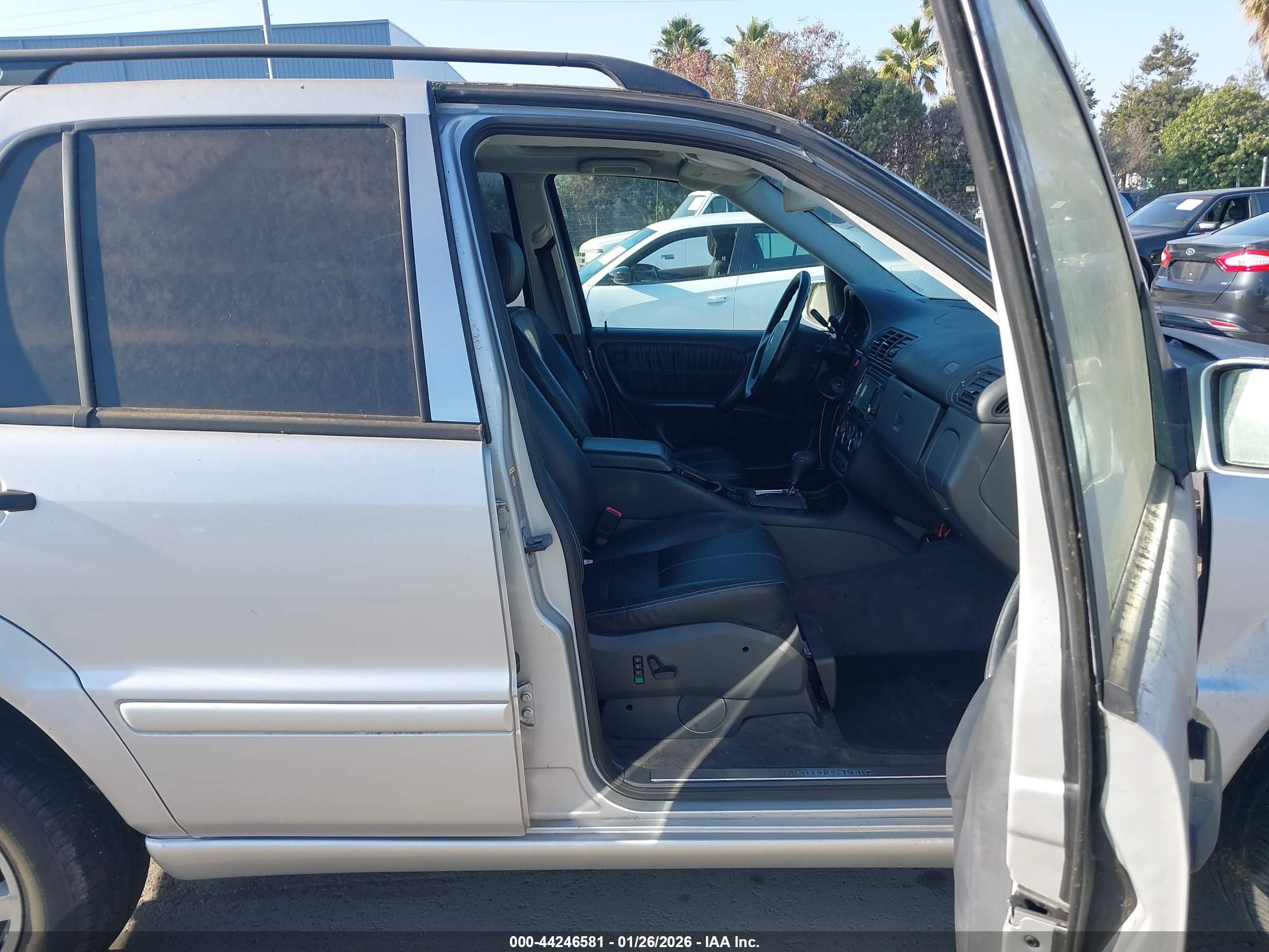 MERCEDES-BENZ ML image 5