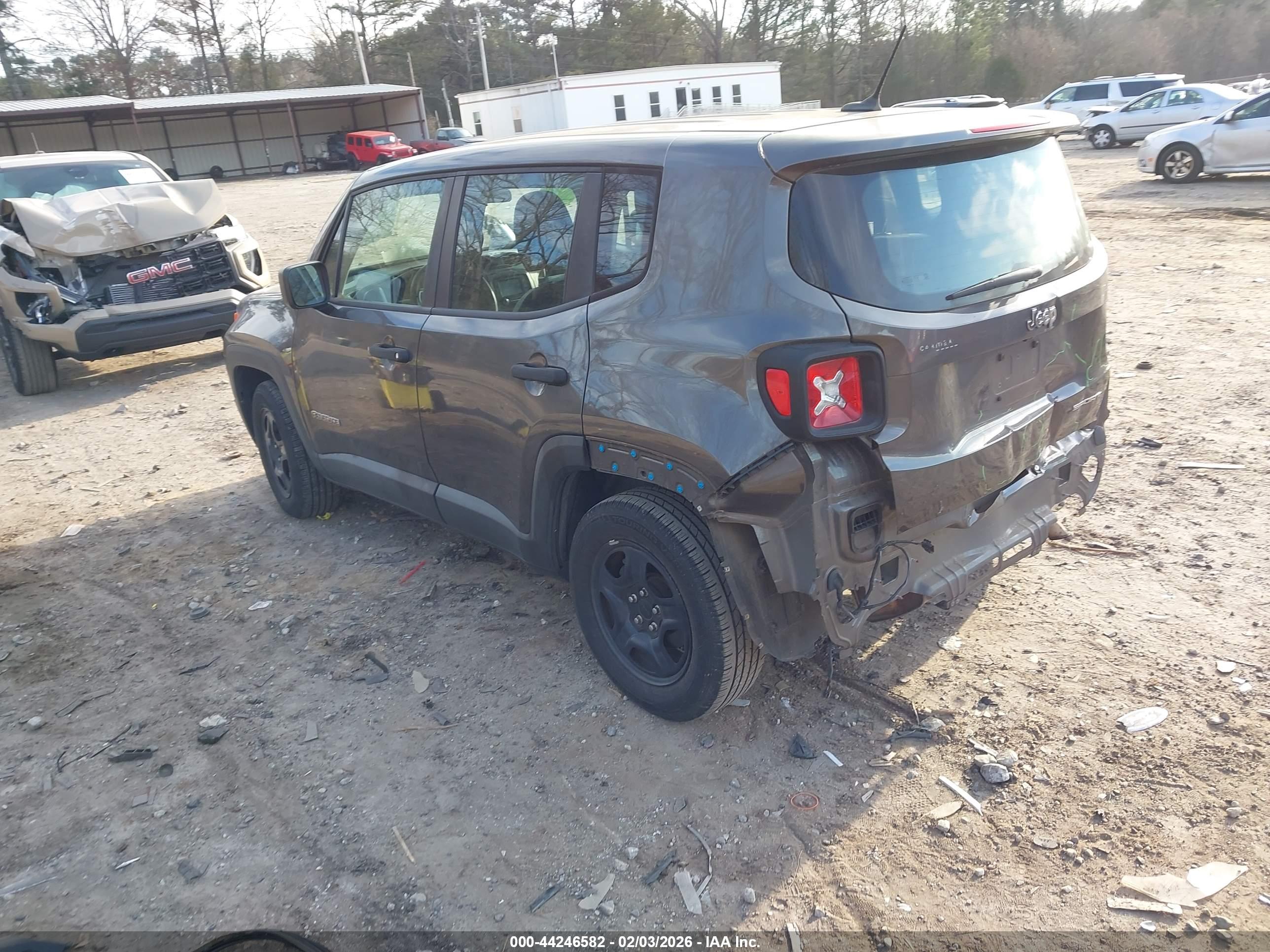 JEEP RENEGADE image 3