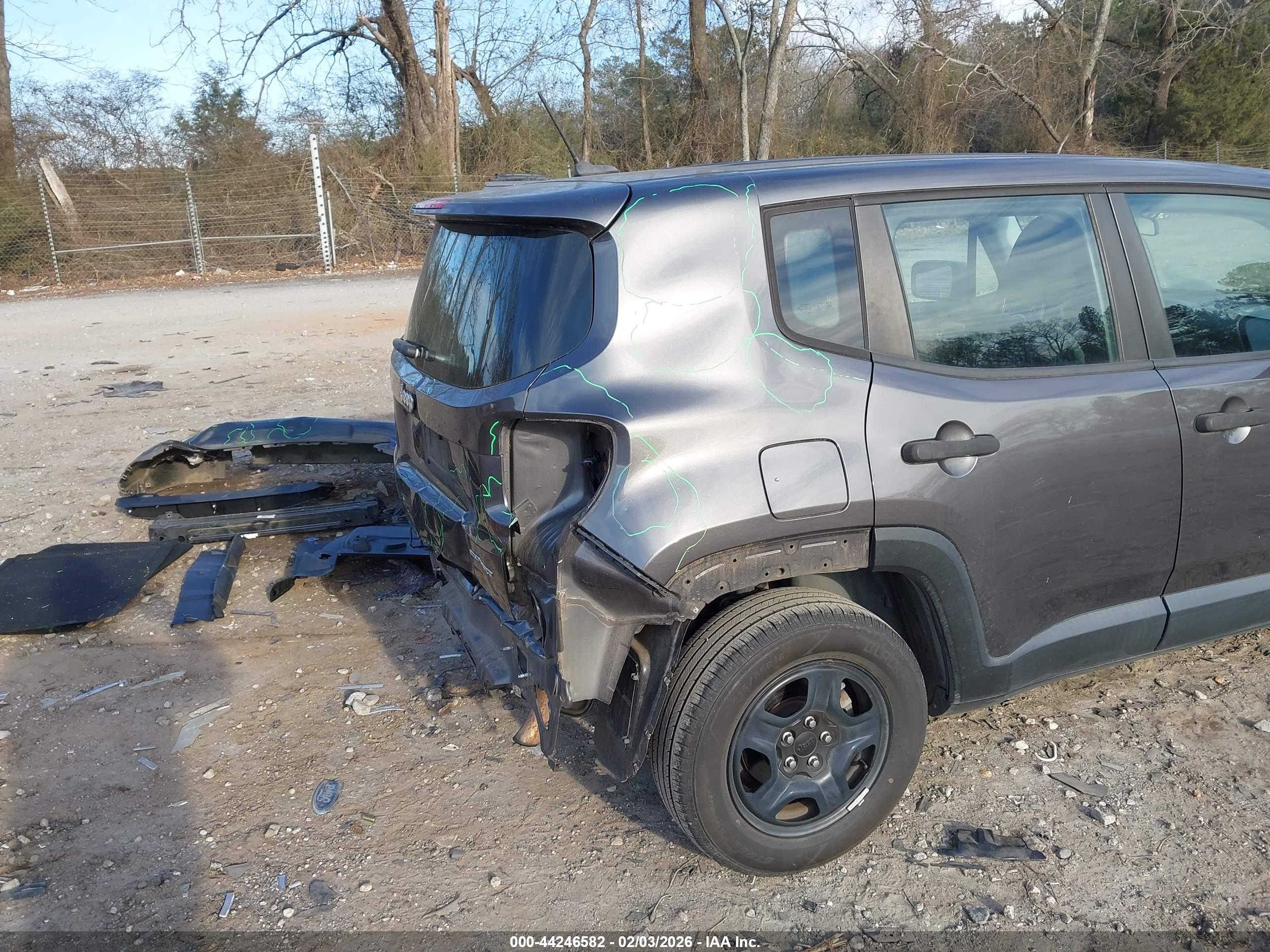 JEEP RENEGADE image 6