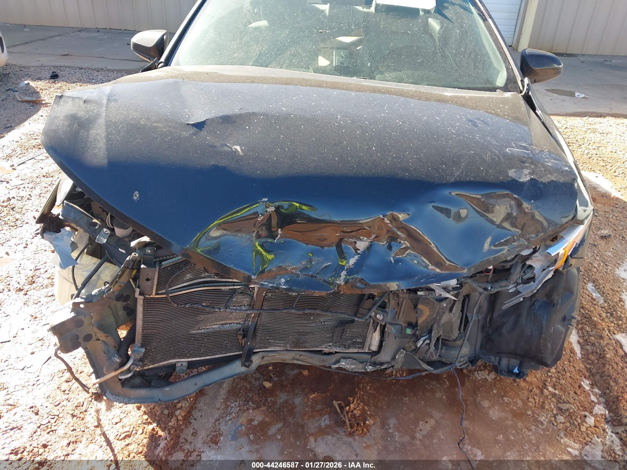 TOYOTA CAMRY image 6