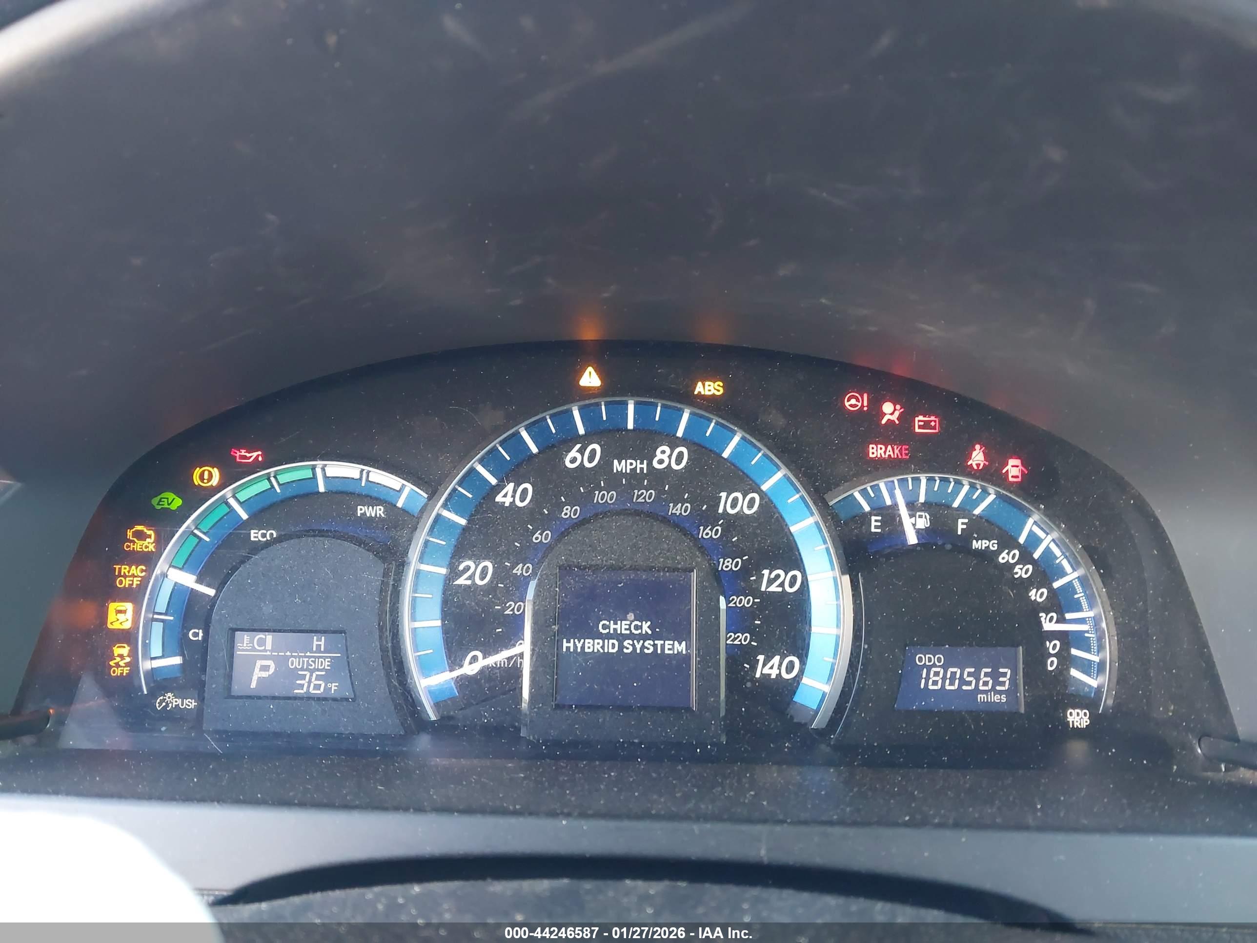 TOYOTA CAMRY image 7