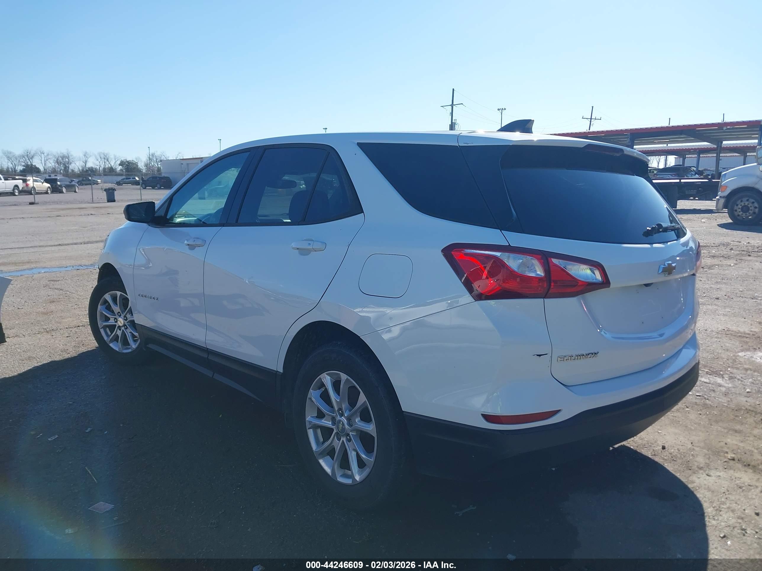 CHEVROLET EQUINOX image 3