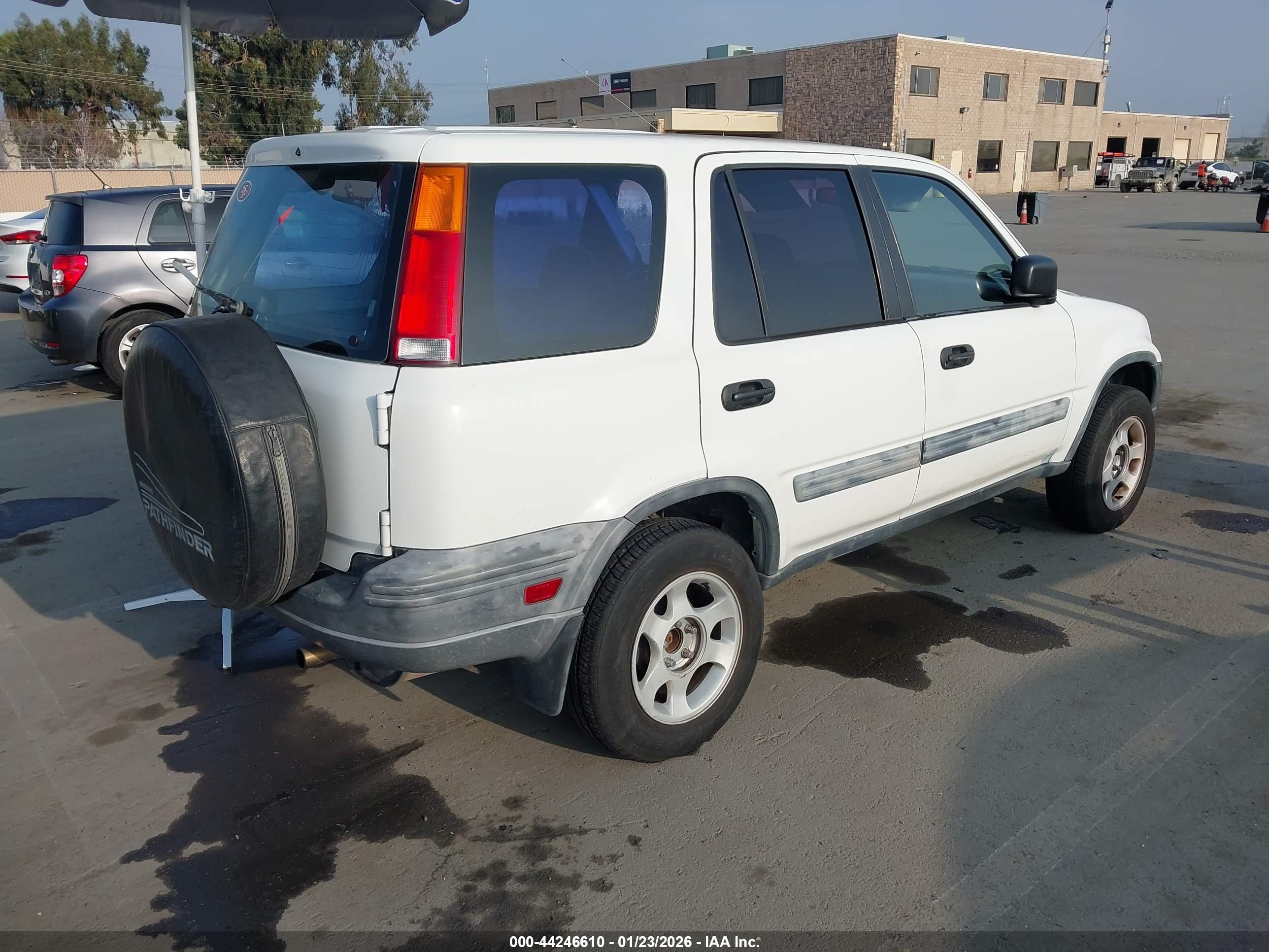 HONDA CR-V image 4