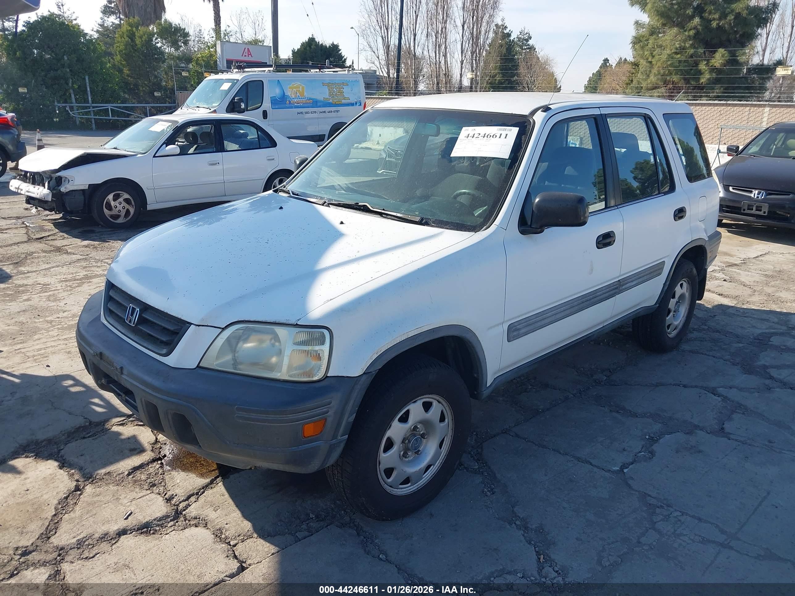 HONDA CR-V image 2