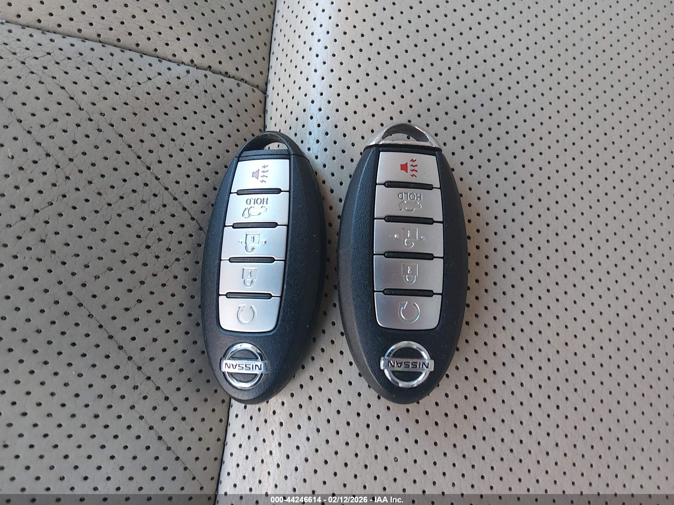 NISSAN MURANO image 11