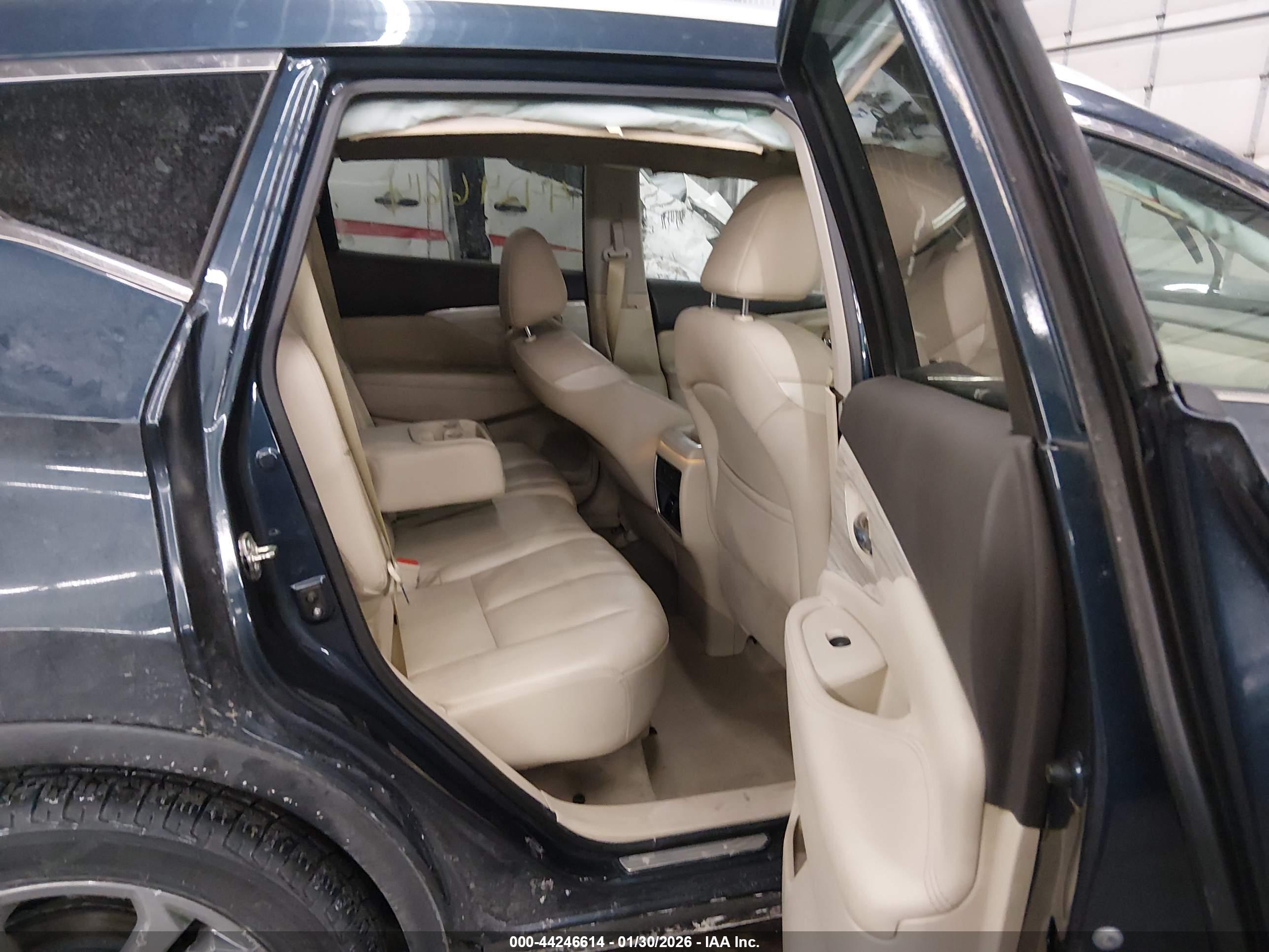NISSAN MURANO image 8