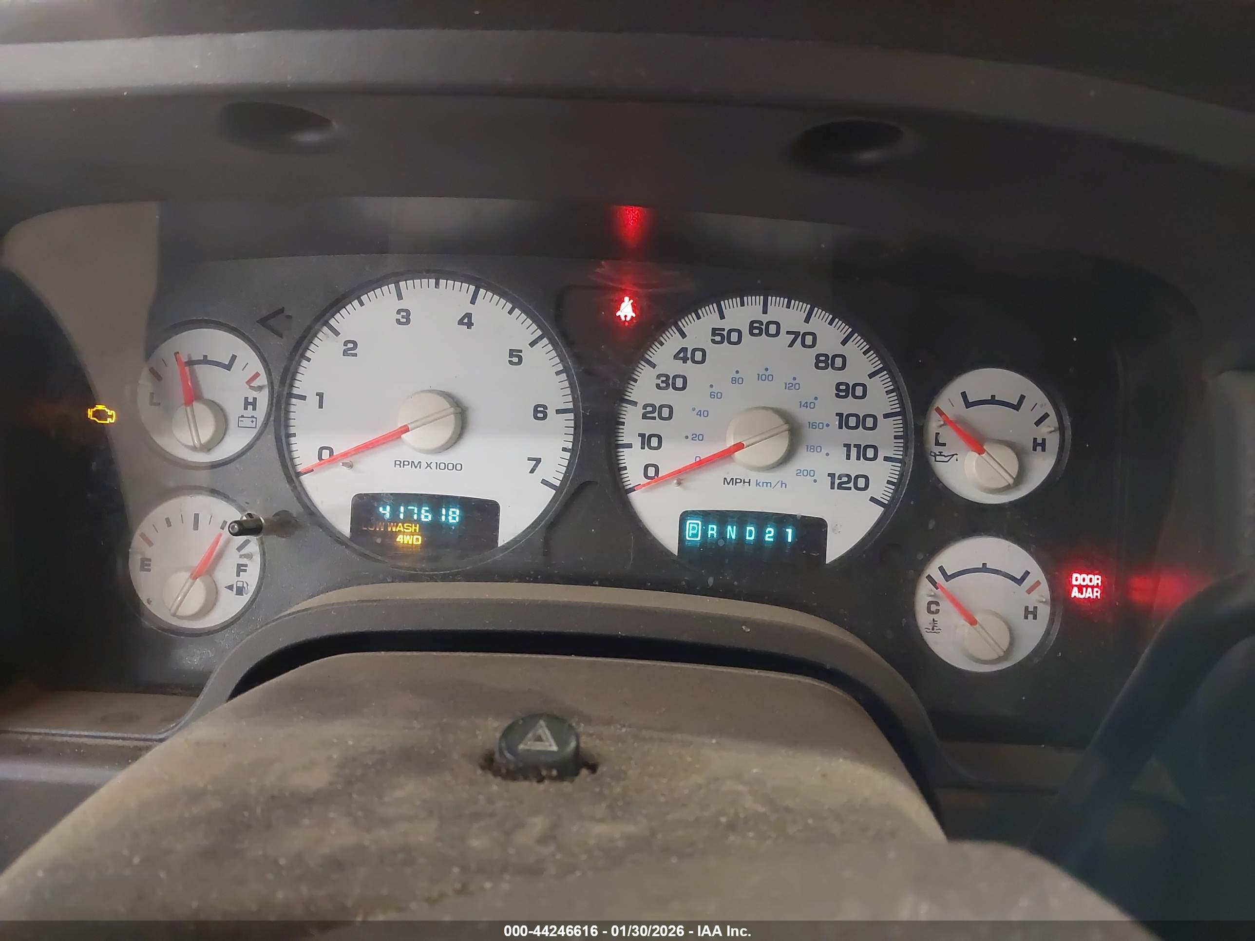 DODGE RAM image 7