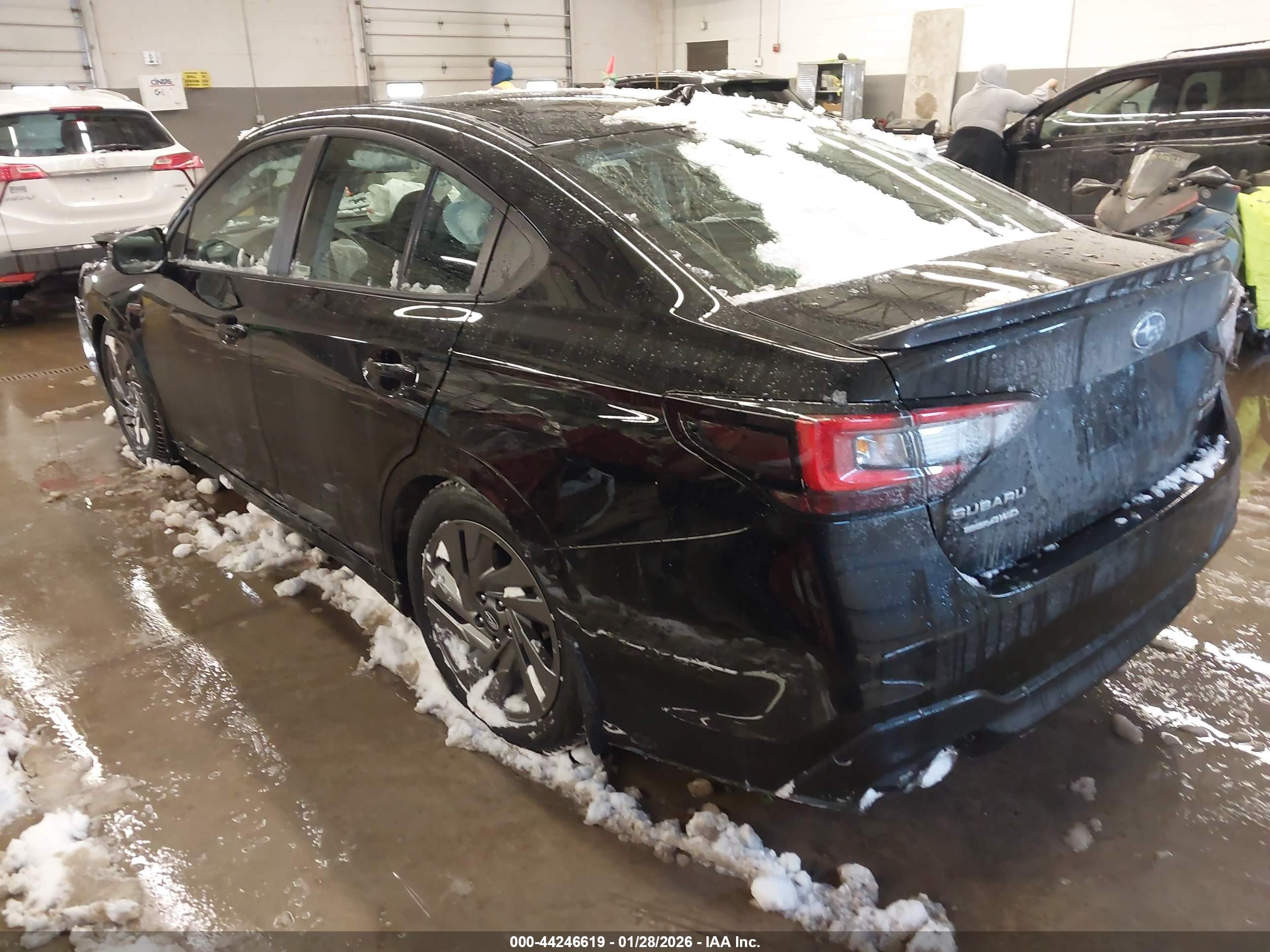 SUBARU LEGACY image 3