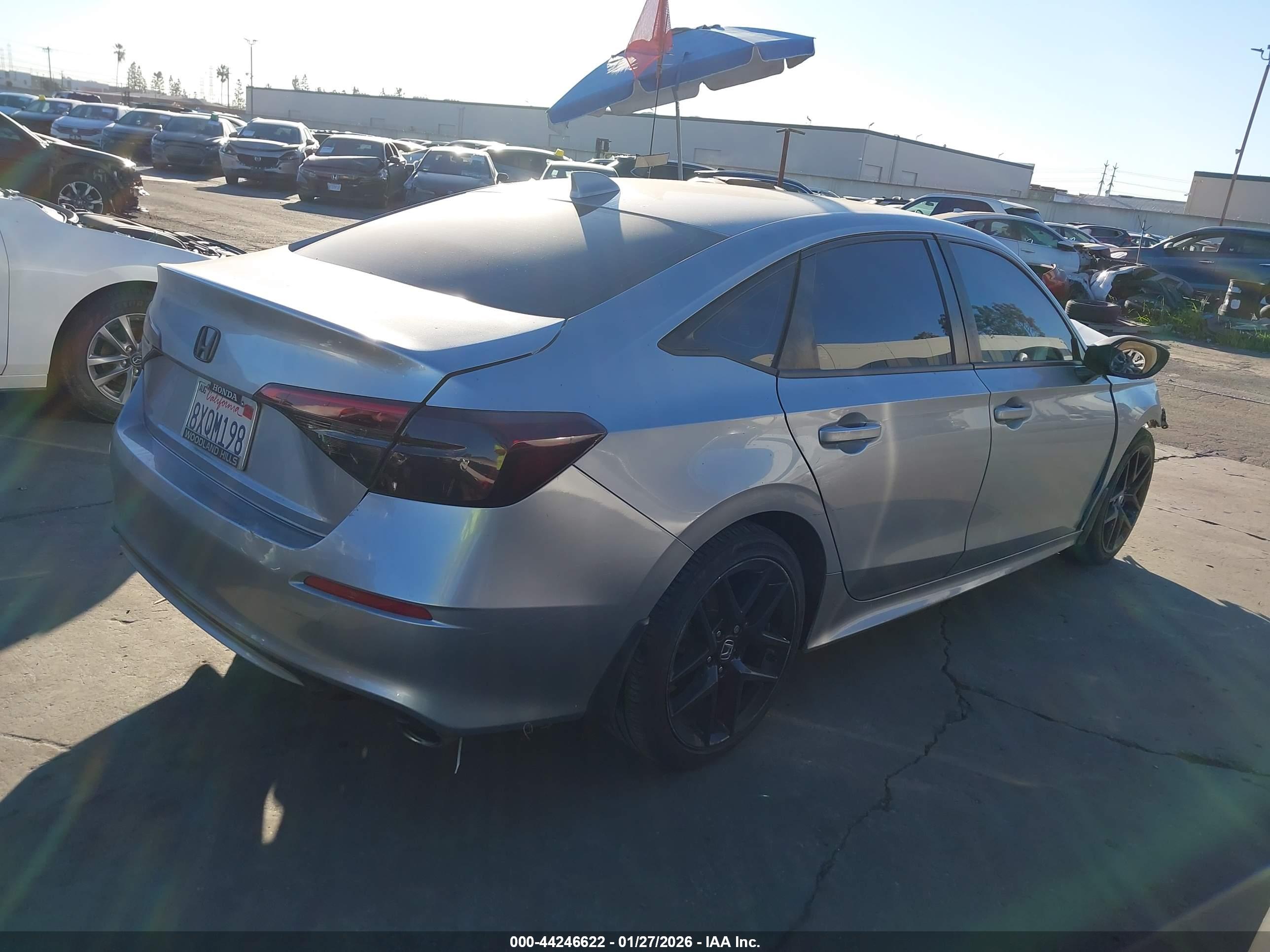 HONDA CIVIC image 4