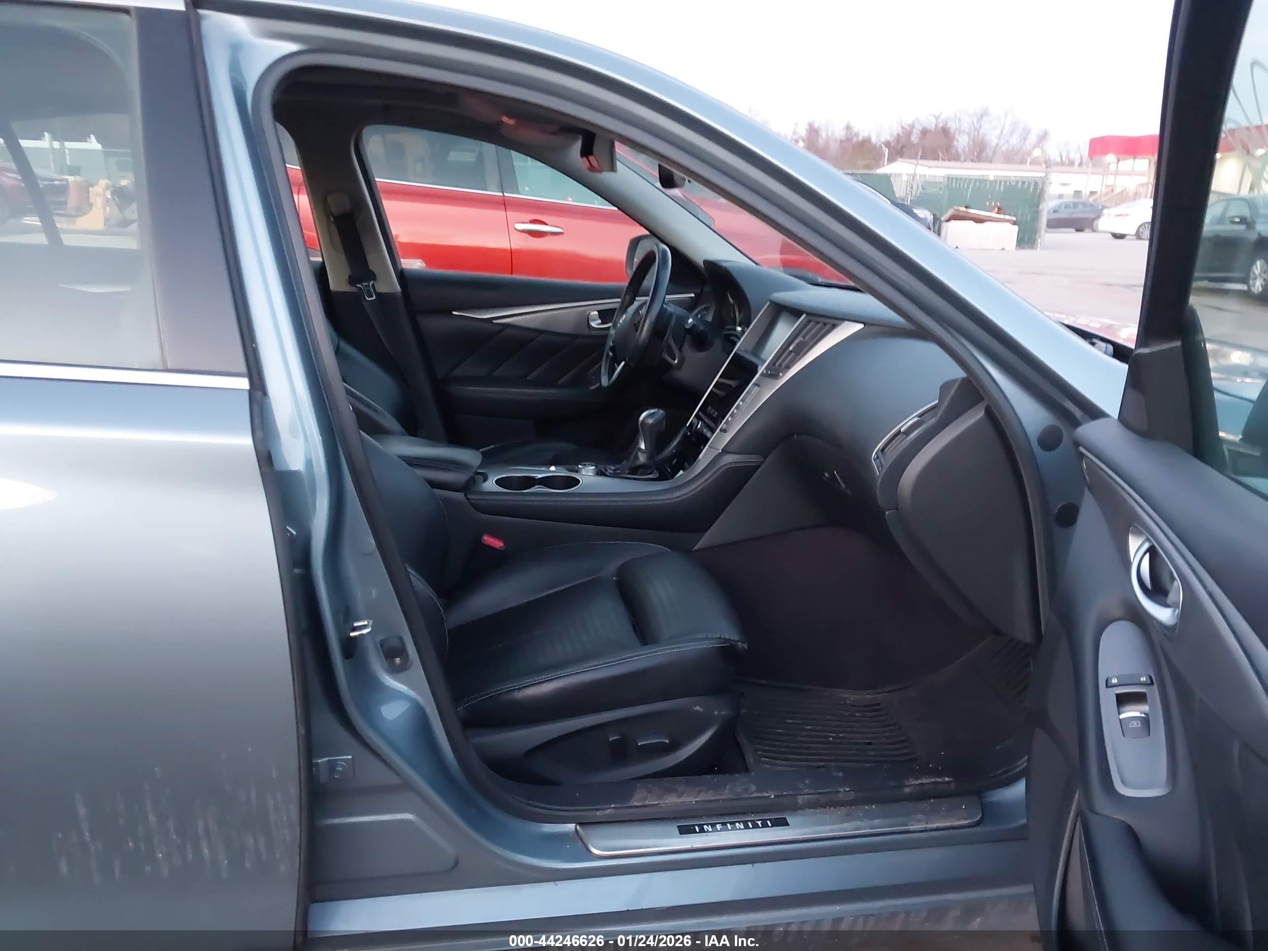 INFINITI Q50 image 5