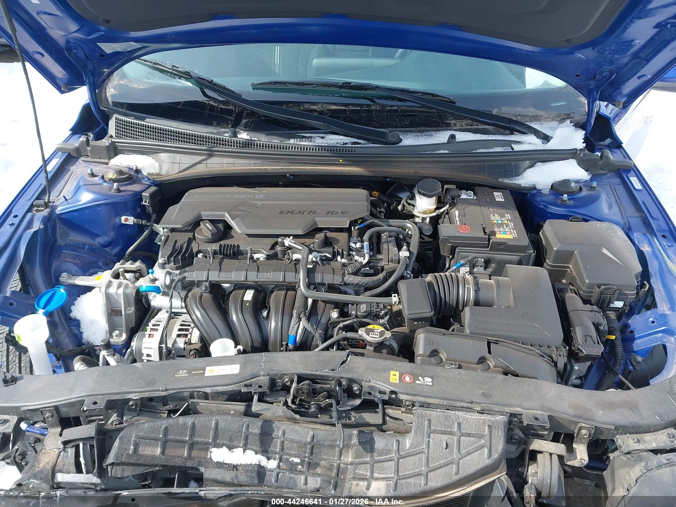 HYUNDAI ELANTRA image 10