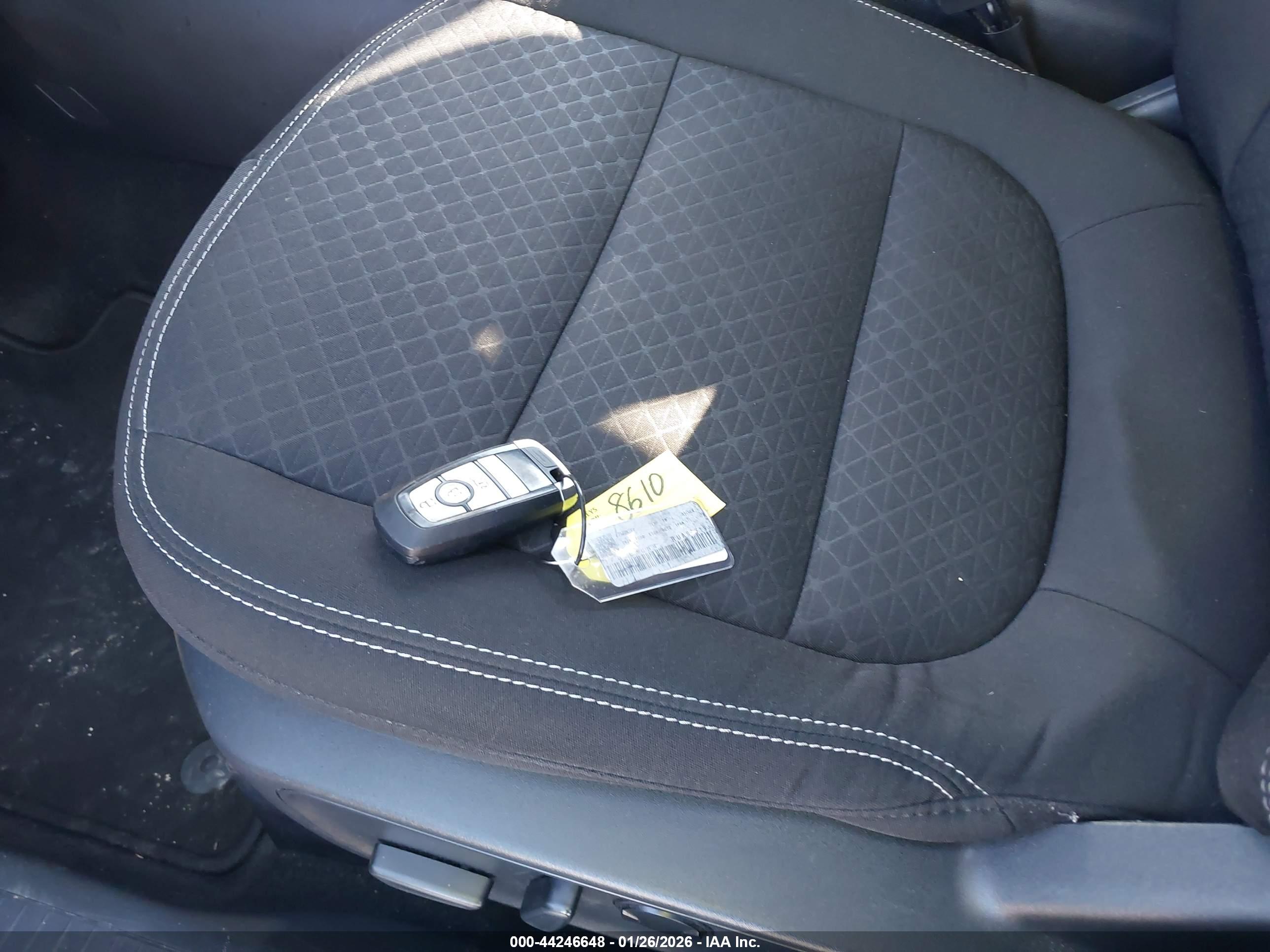 FORD ESCAPE image 11