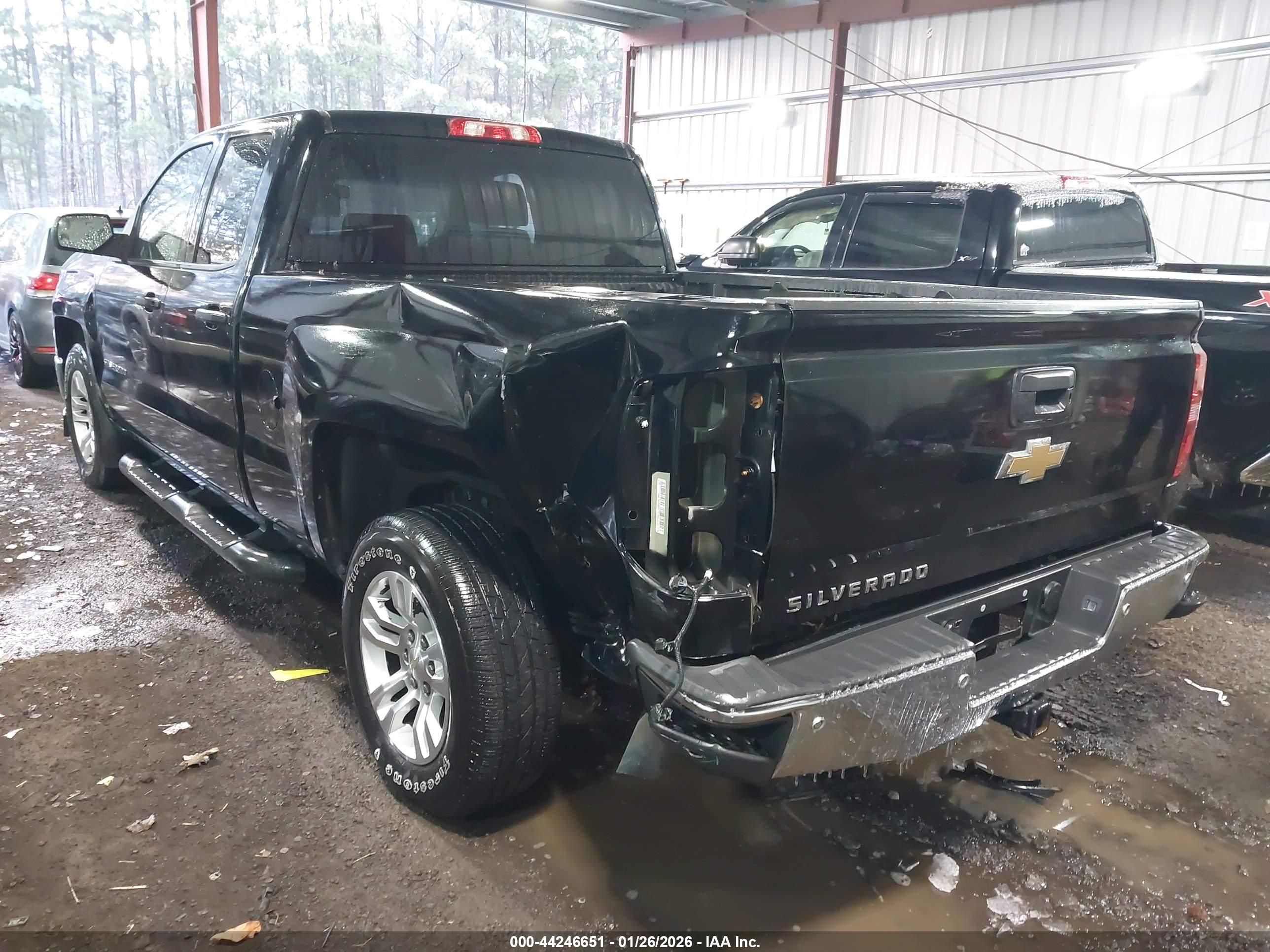 CHEVROLET SILVERADO image 3