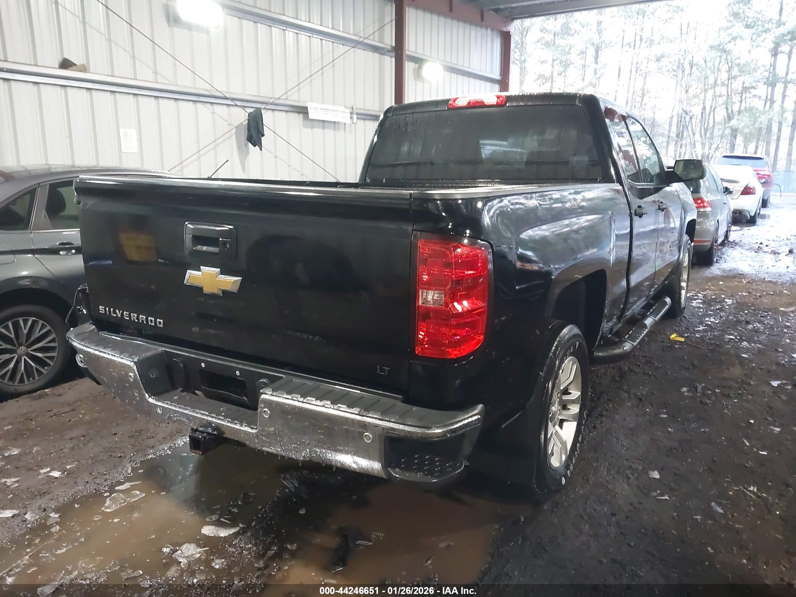 CHEVROLET SILVERADO image 4