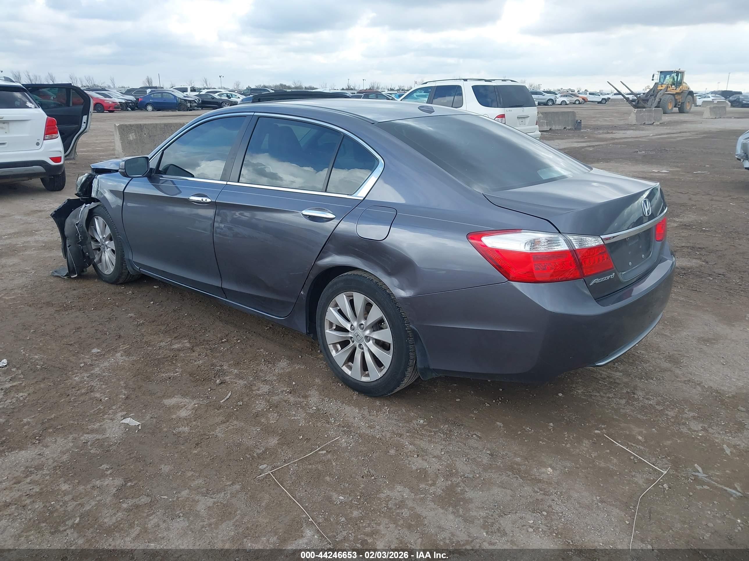 HONDA ACCORD image 3