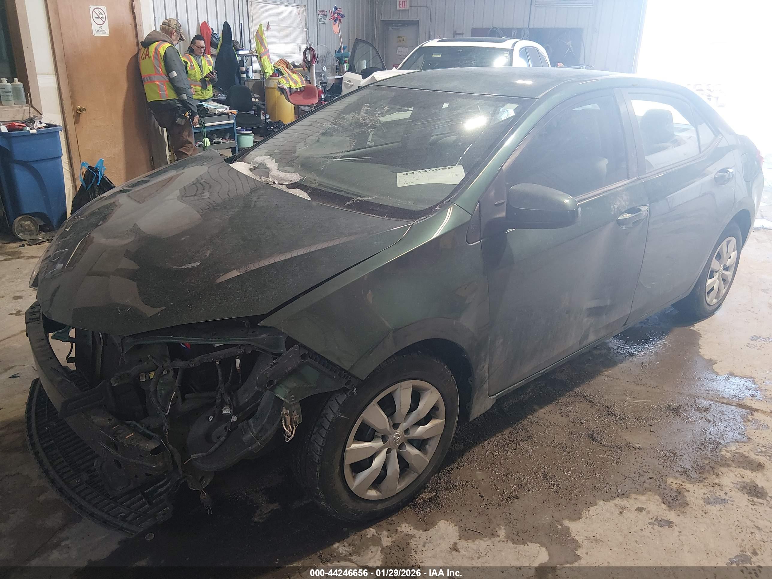 TOYOTA COROLLA image 2