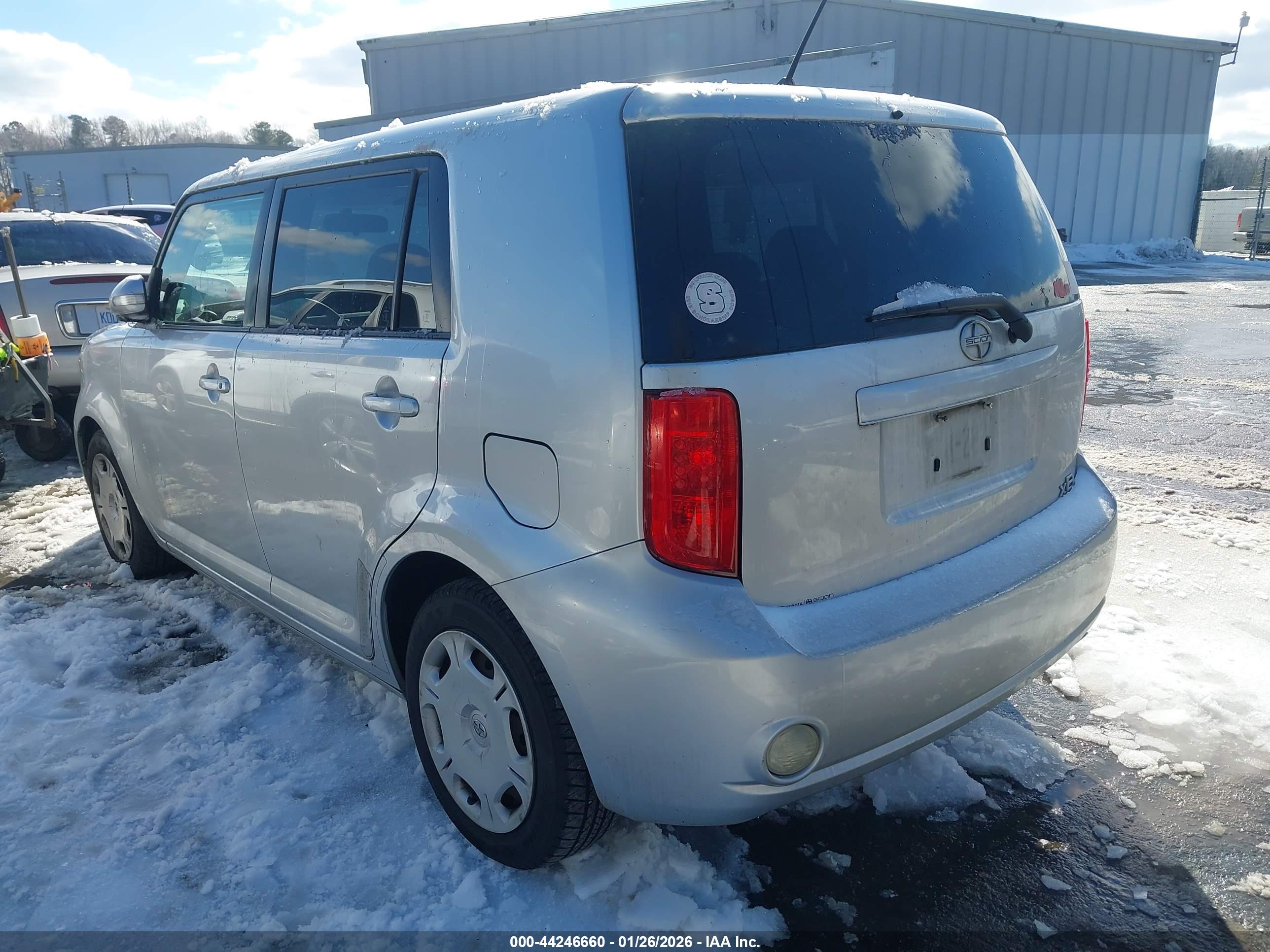 SCION XB image 3