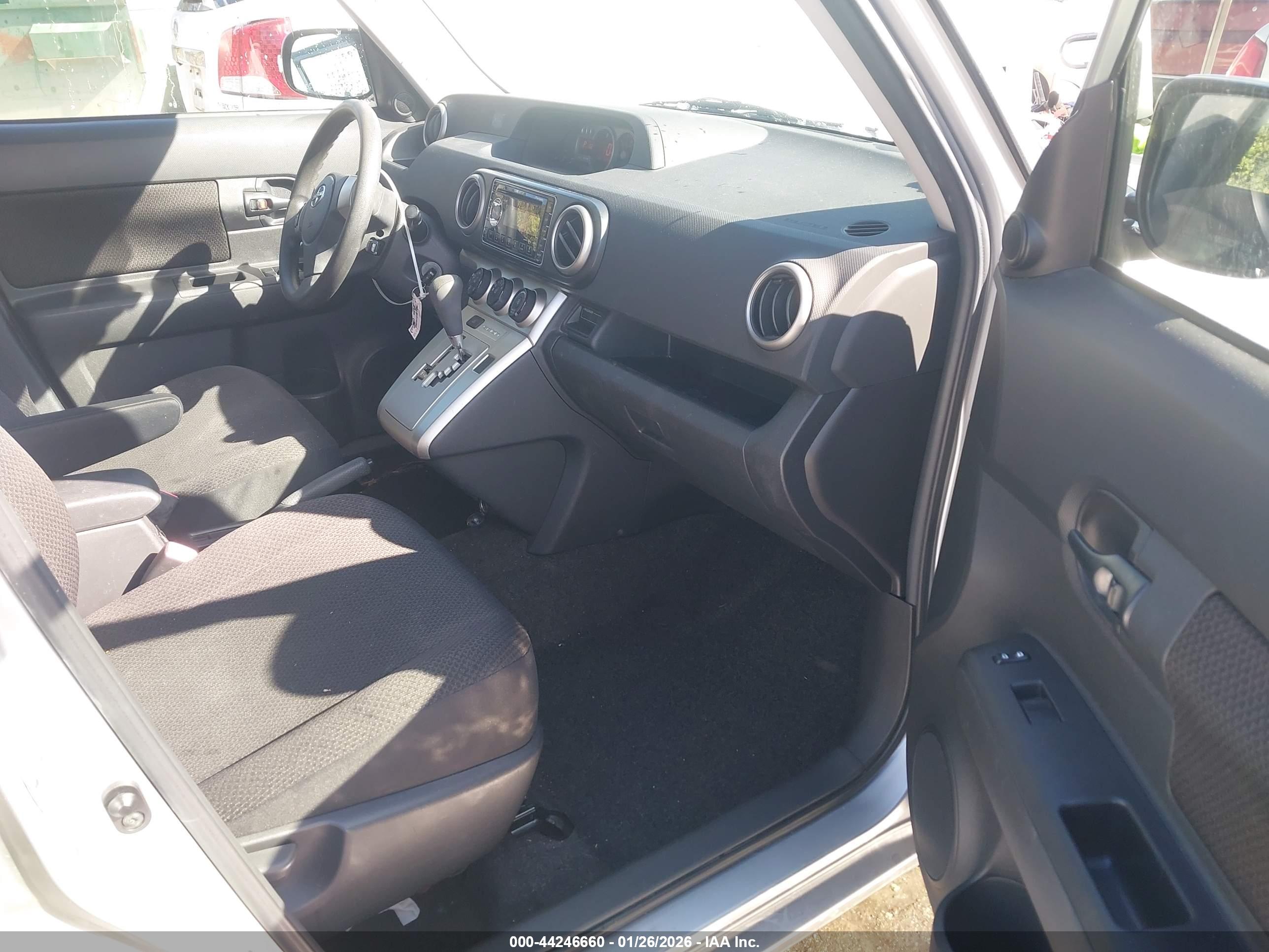 SCION XB image 5