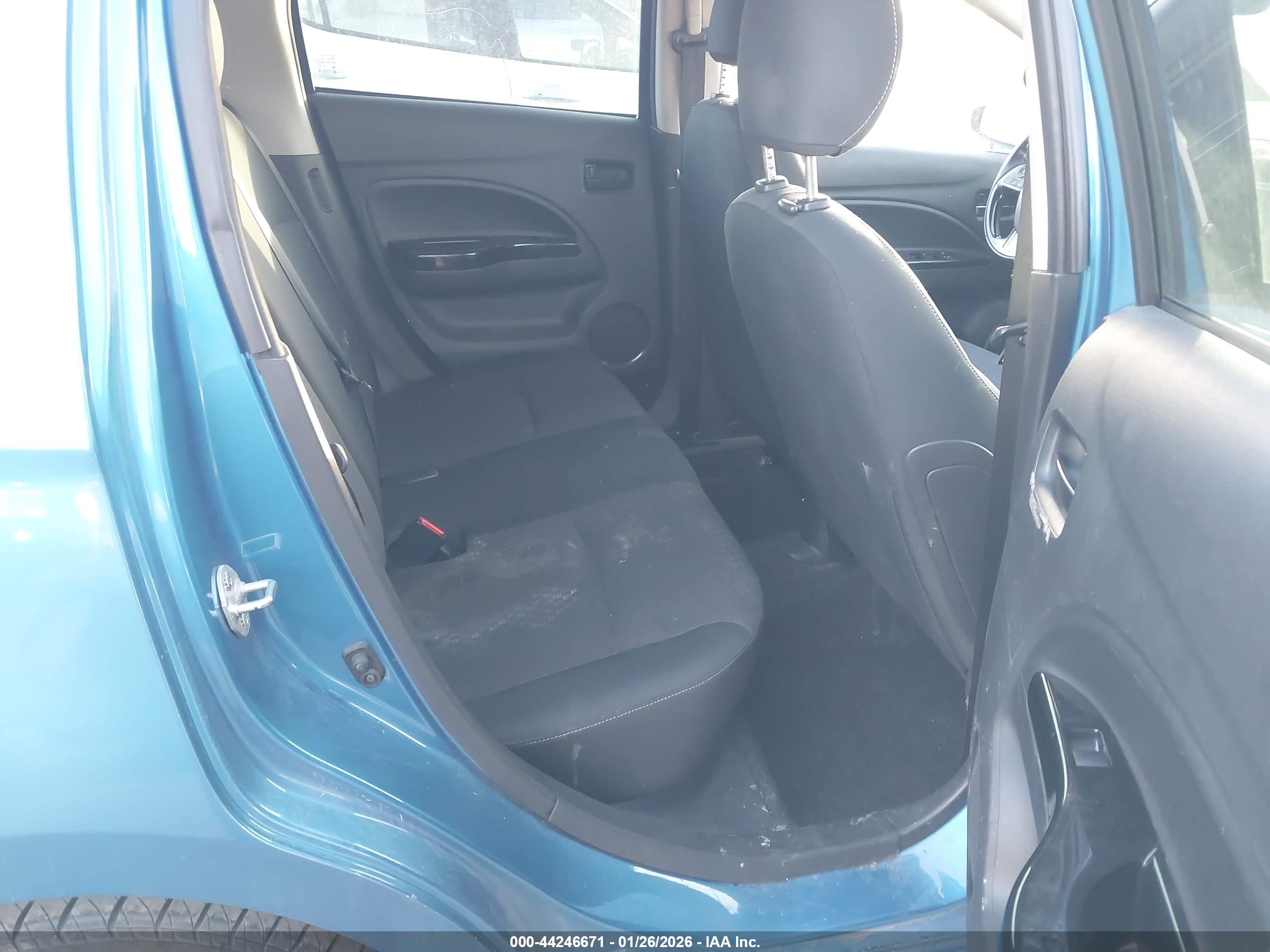 MITSUBISHI MIRAGE image 8