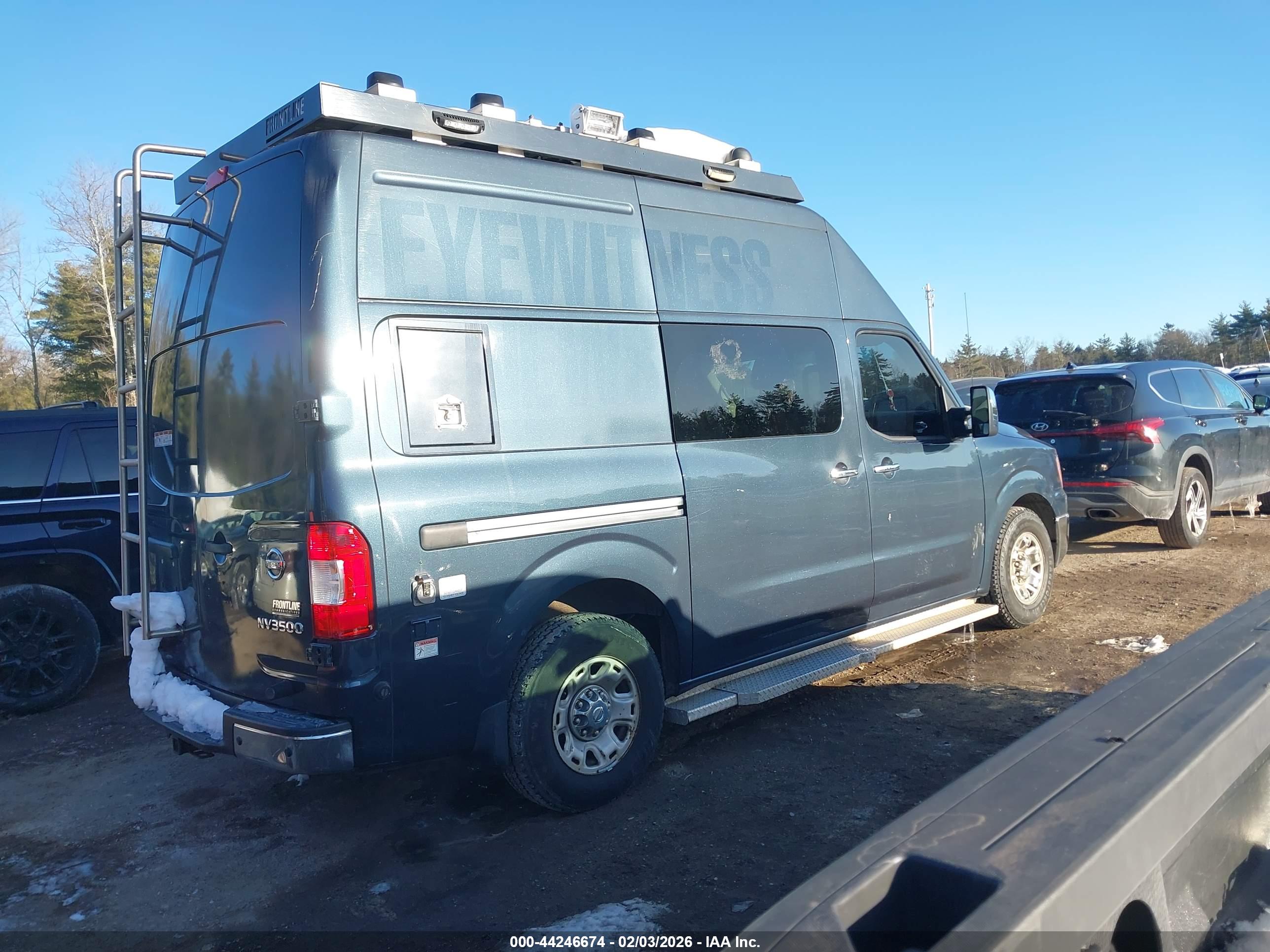 NISSAN NV image 4