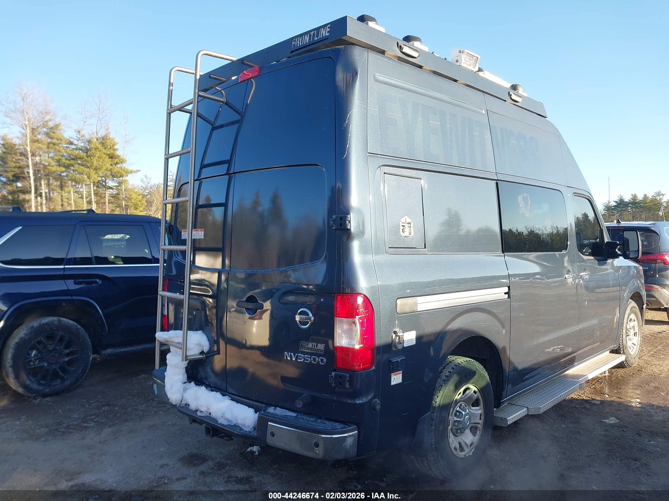NISSAN NV image 6