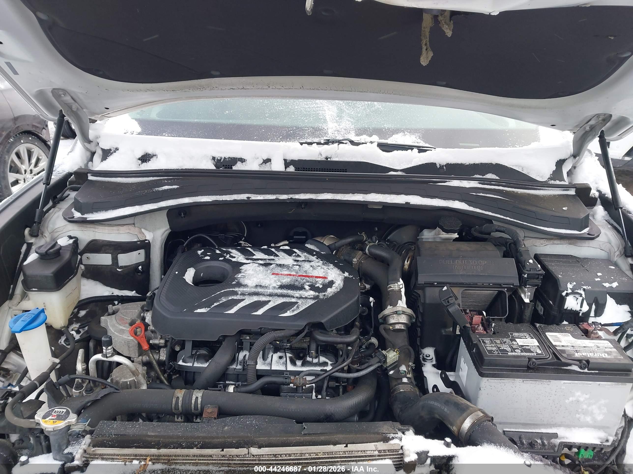 HYUNDAI SANTA image 10