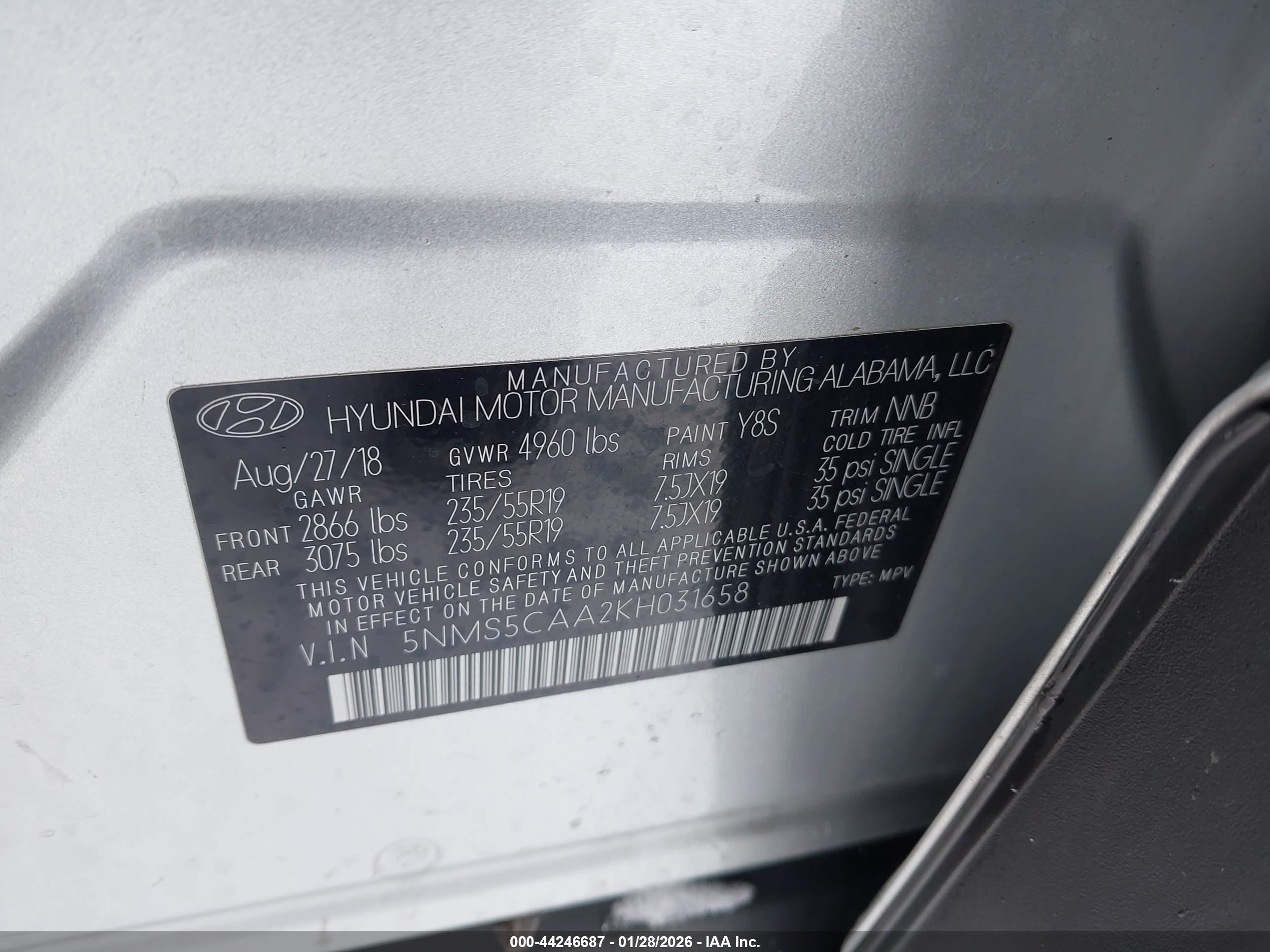 HYUNDAI SANTA image 9