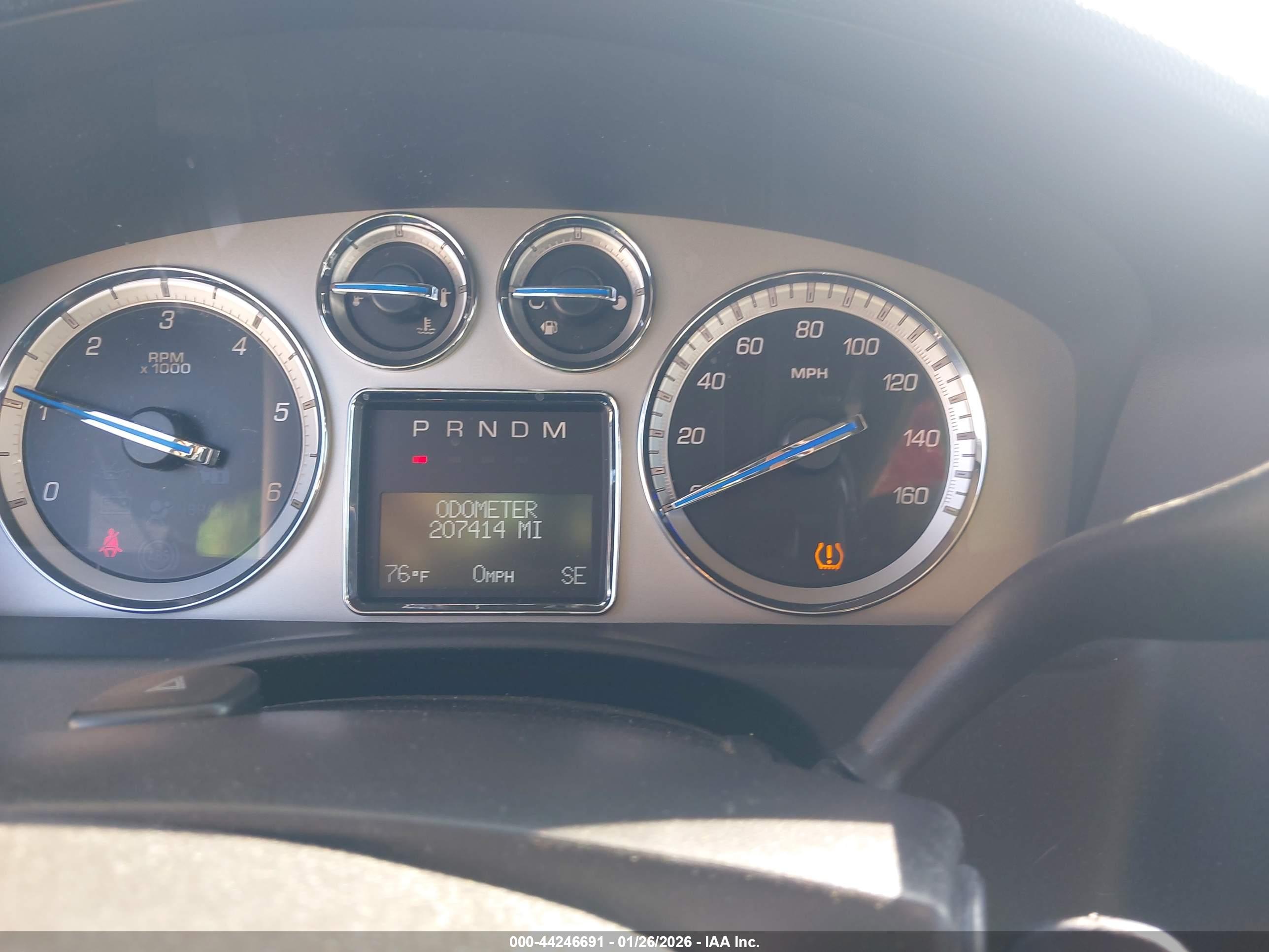 CADILLAC ESCALADE image 7
