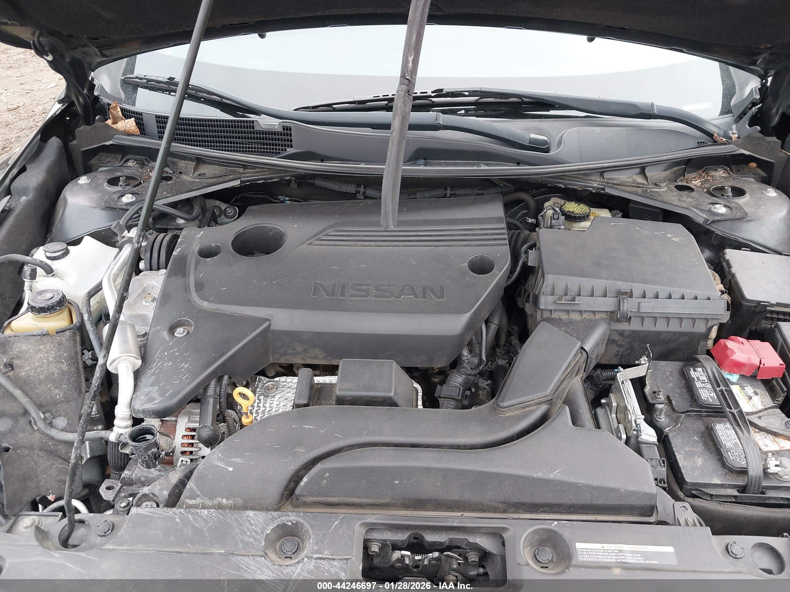 NISSAN ALTIMA image 10