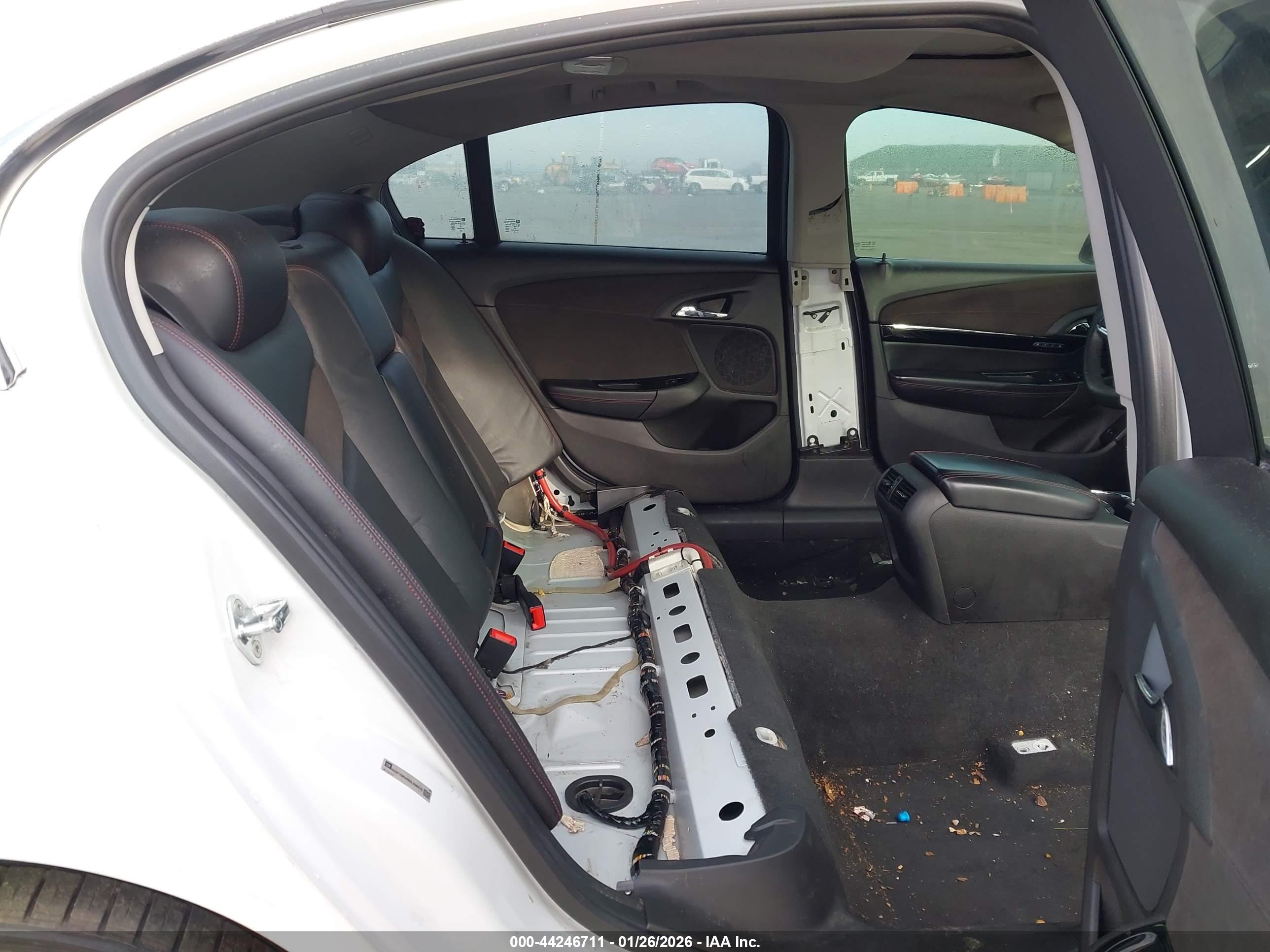 CHEVROLET SS image 8