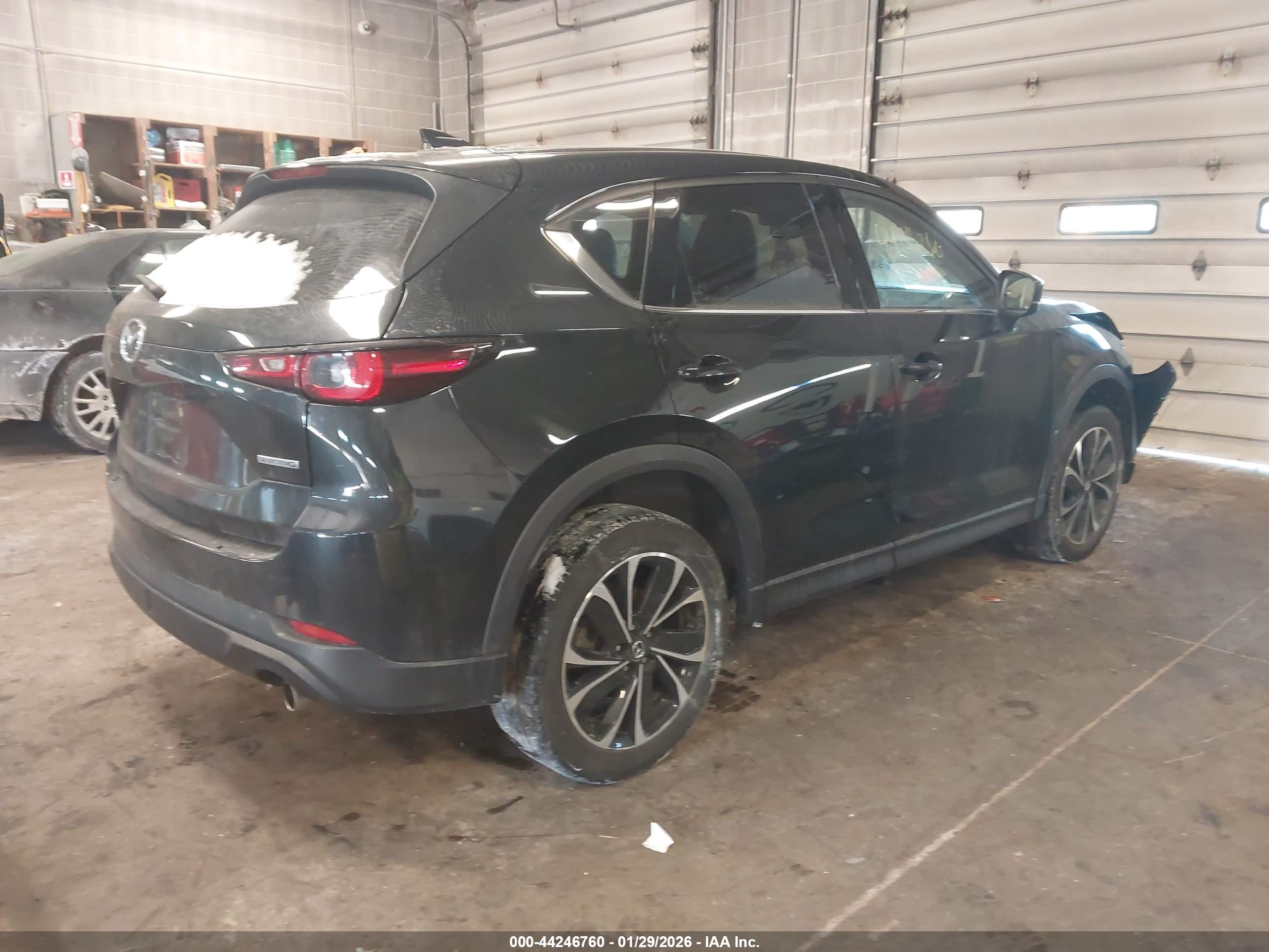 MAZDA CX-5 image 4