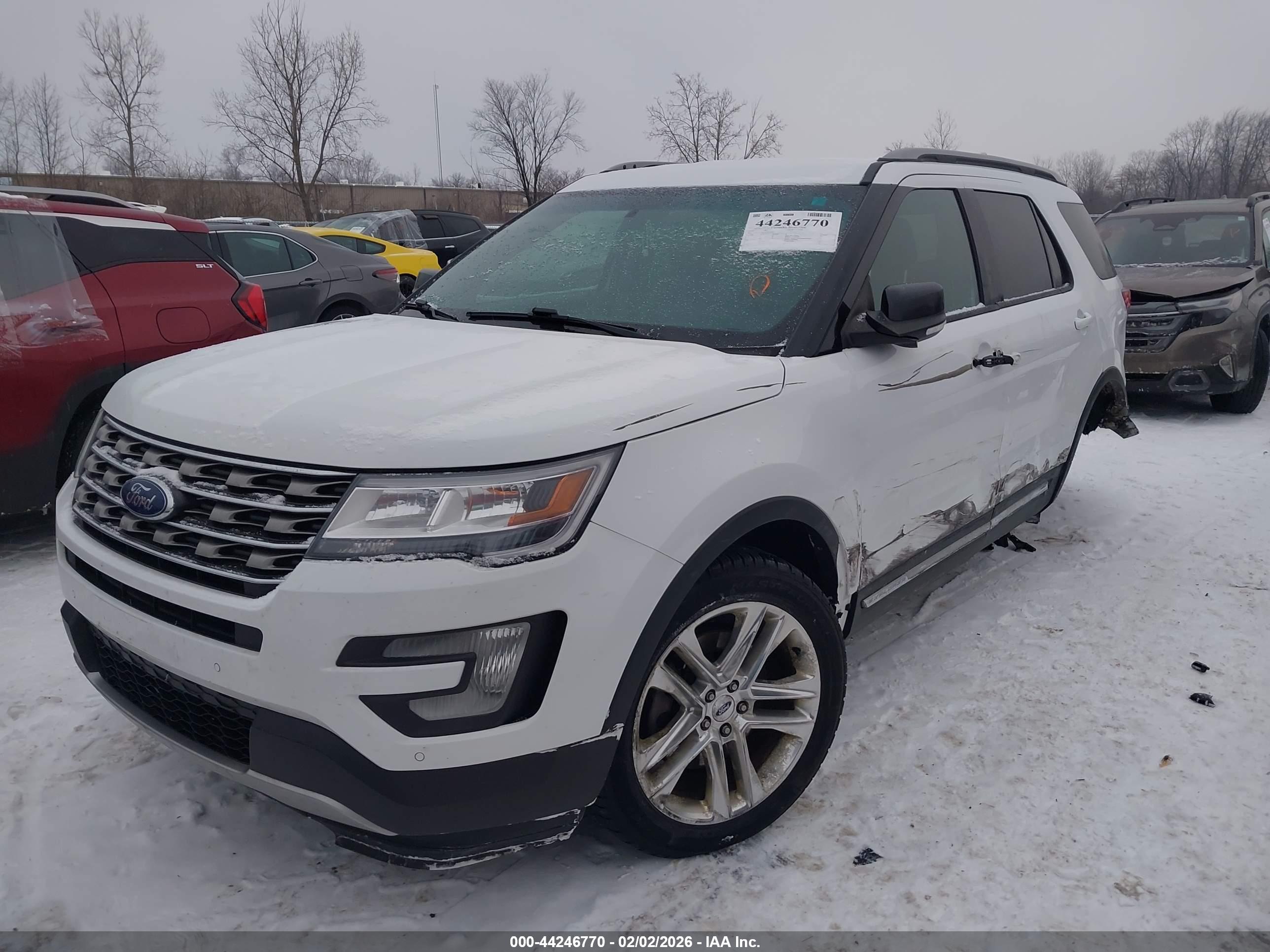 FORD EXPLORER image 2