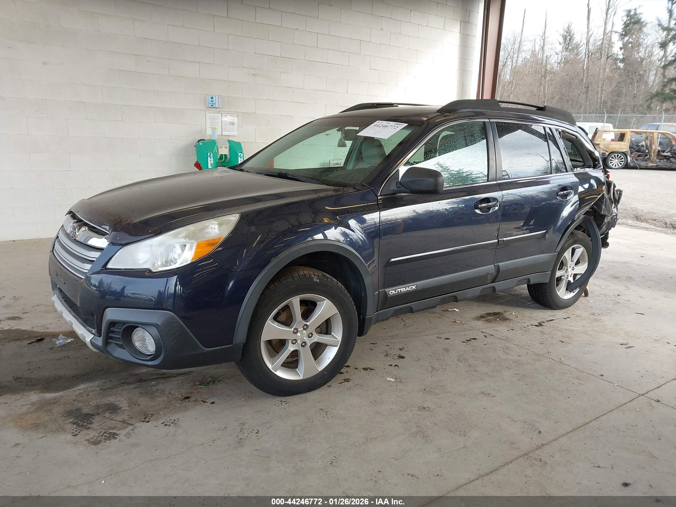 SUBARU OUTBACK image 2